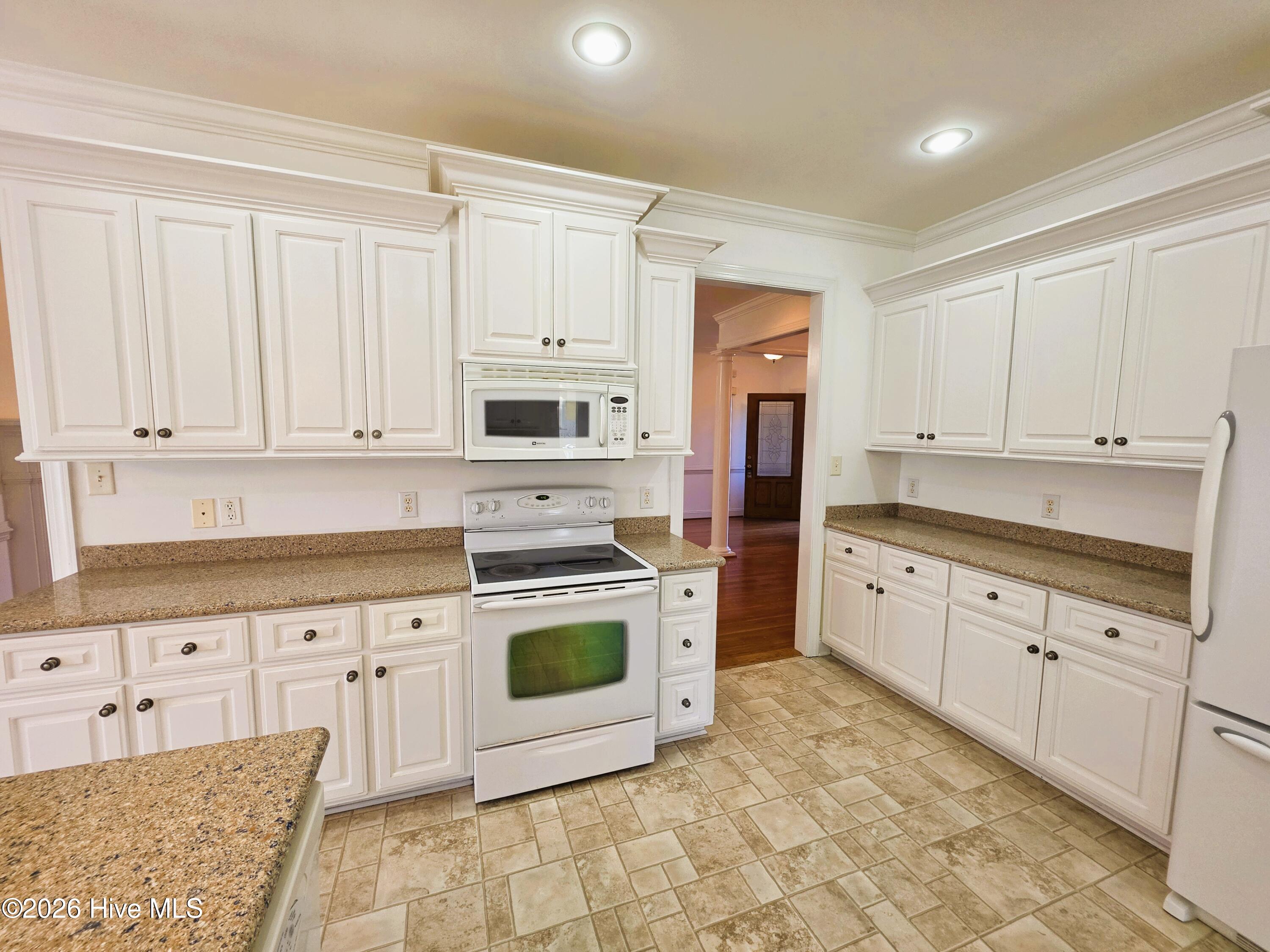 102 Trailwater Drive Property Photo 17