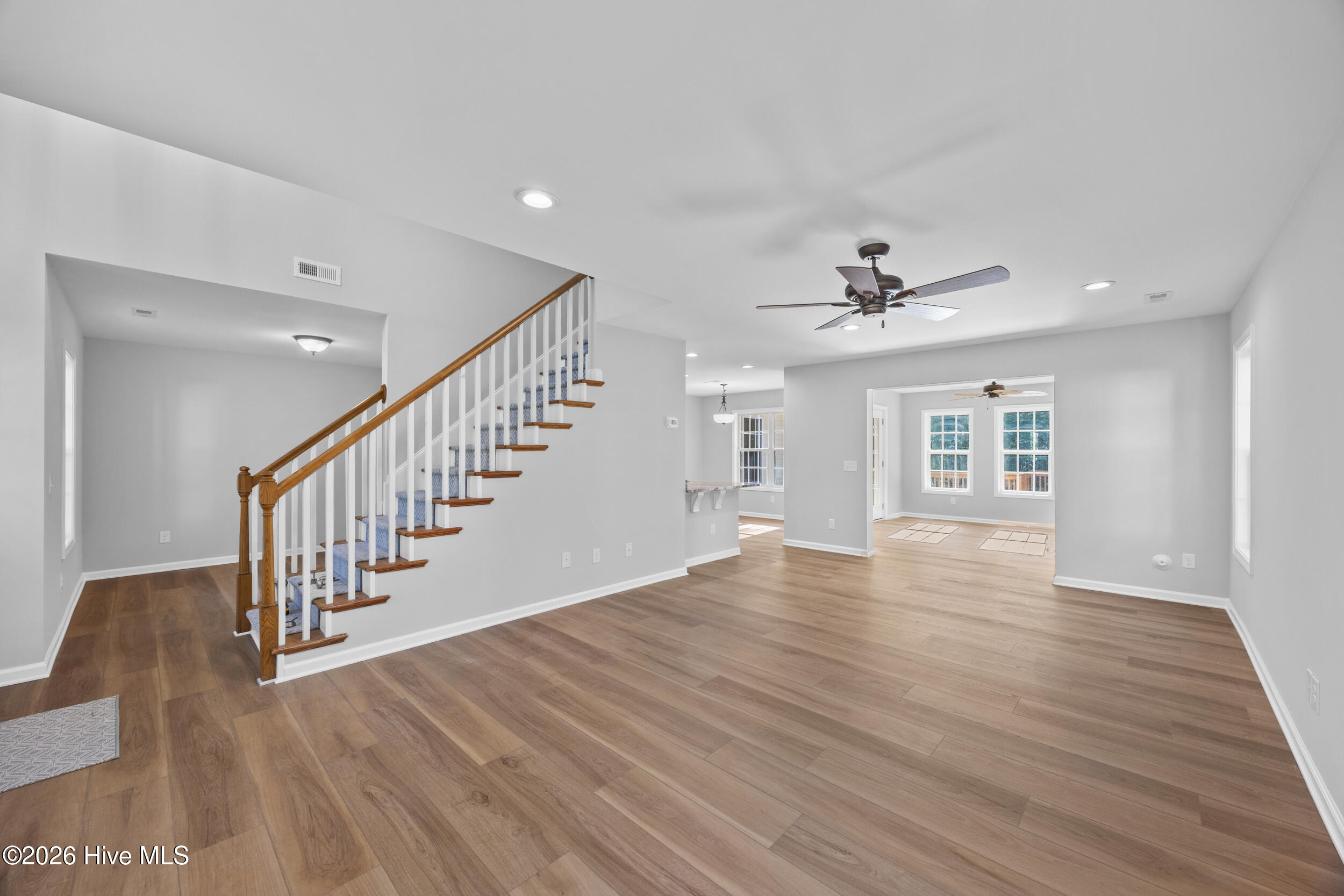 7376 Ruby Stone Court Property Photo 8