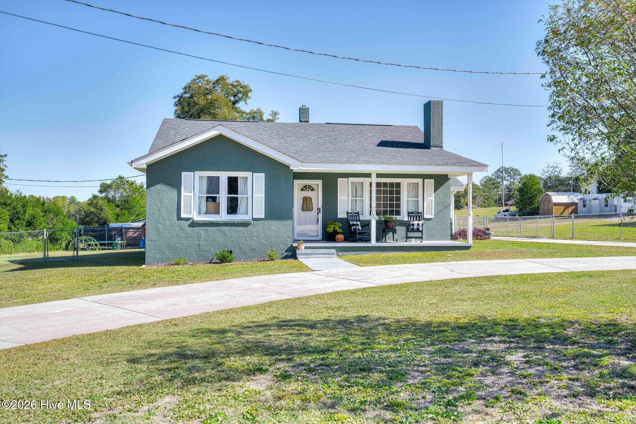 137 Dixie Clay Road Property Photo 1