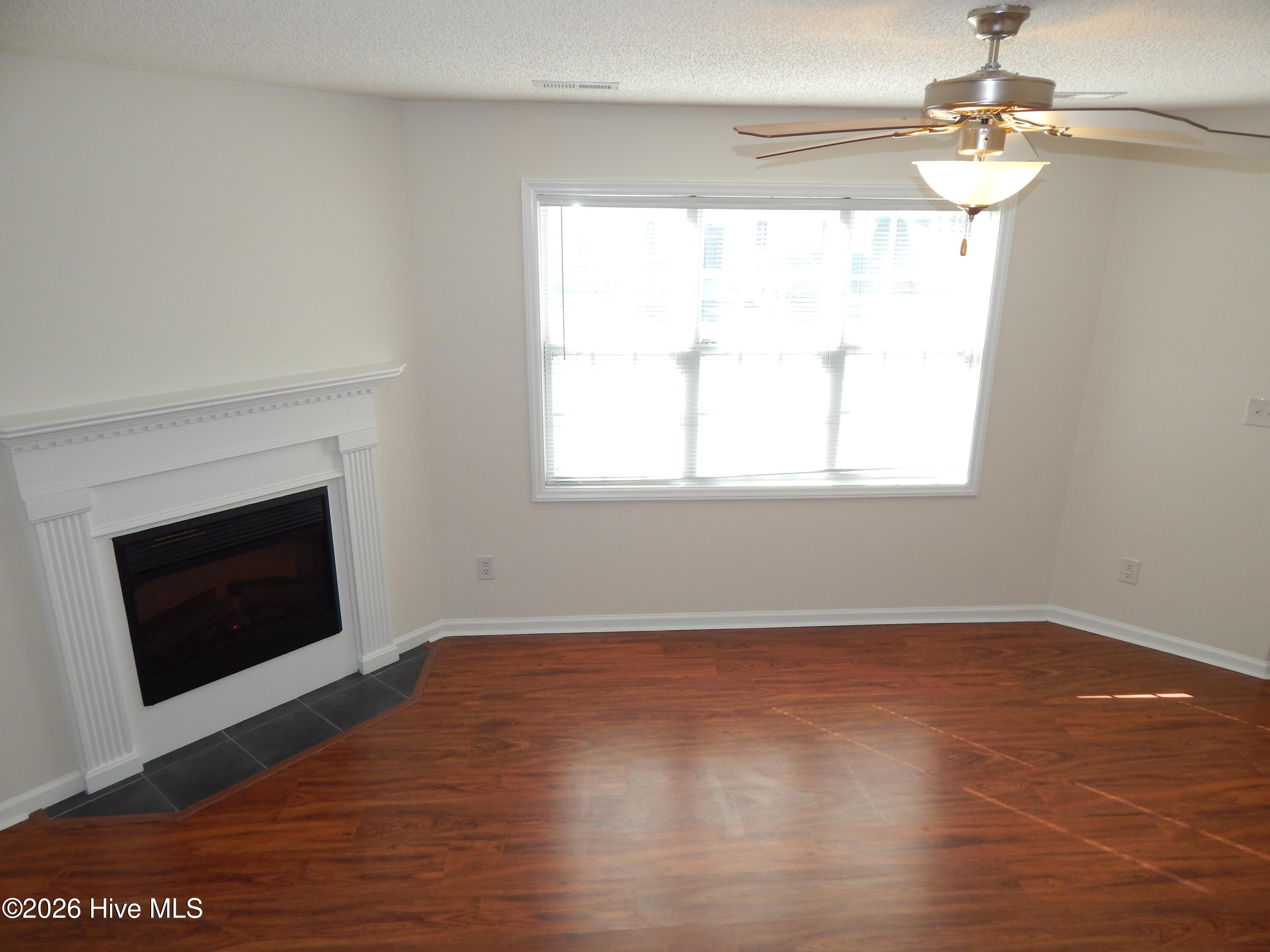 2120 Flagstone Court E2 Property Photo 4