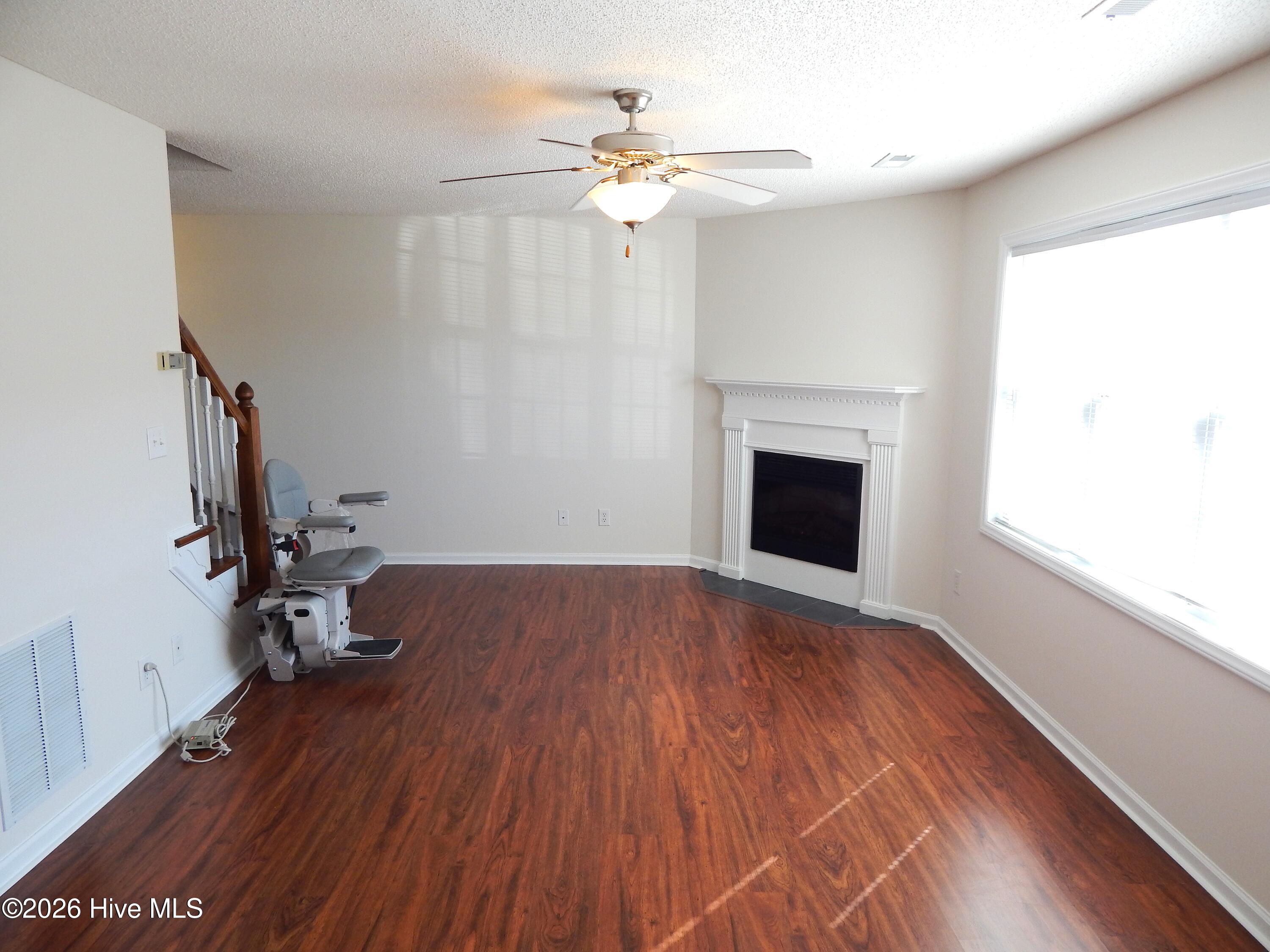 2120 Flagstone Court E2 Property Photo 5