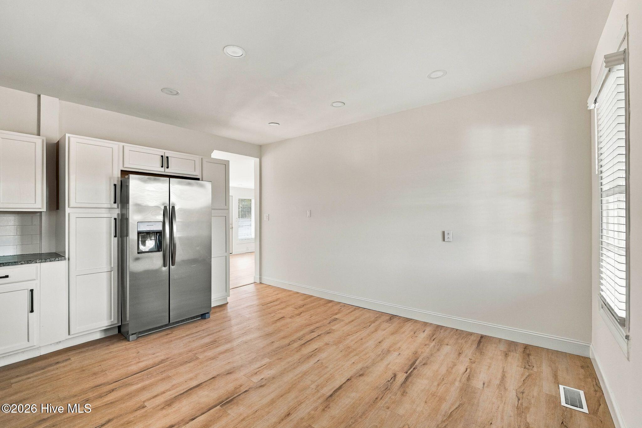448 W Stewart Street Property Photo 10