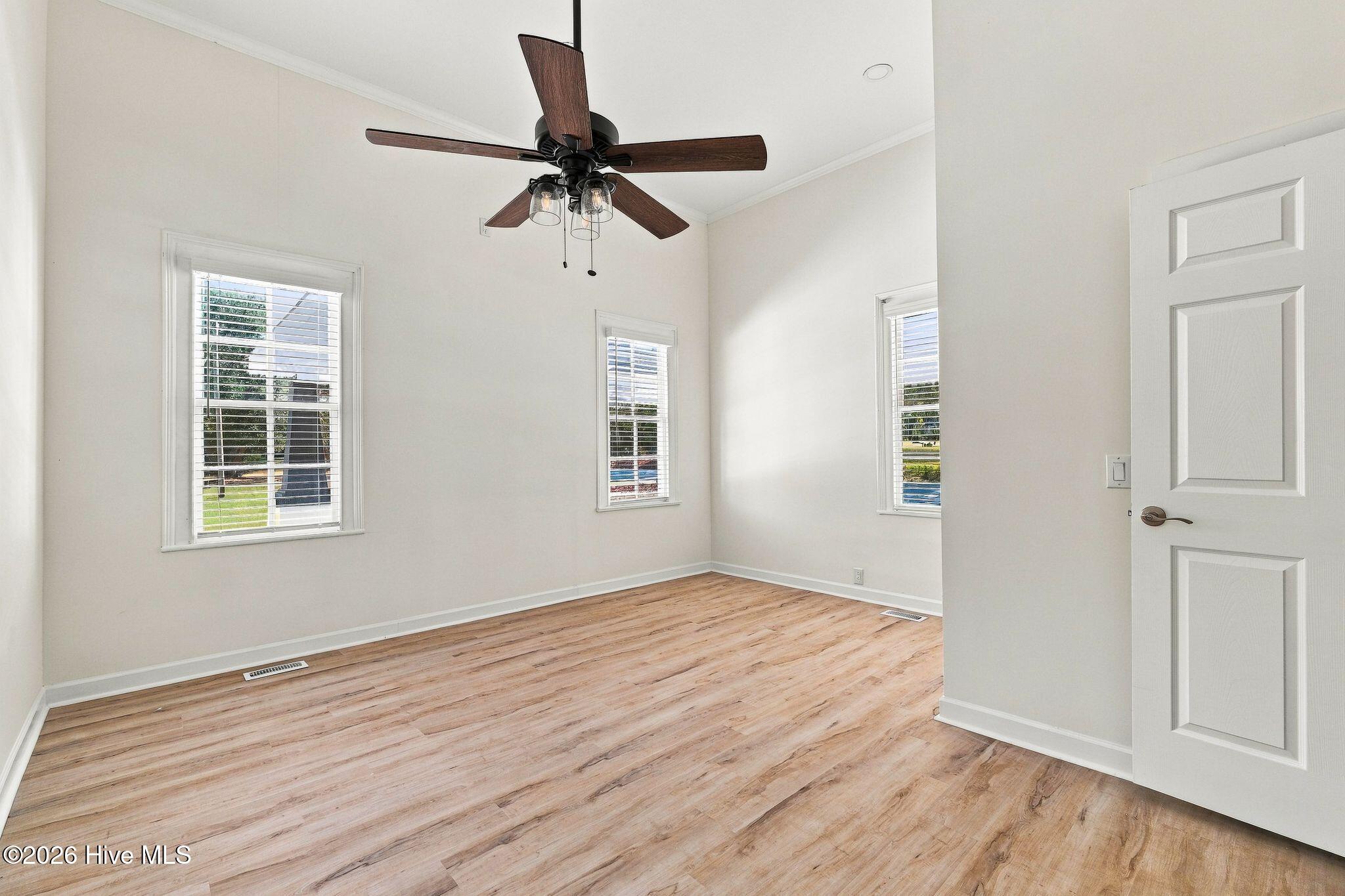 448 W Stewart Street Property Photo 14