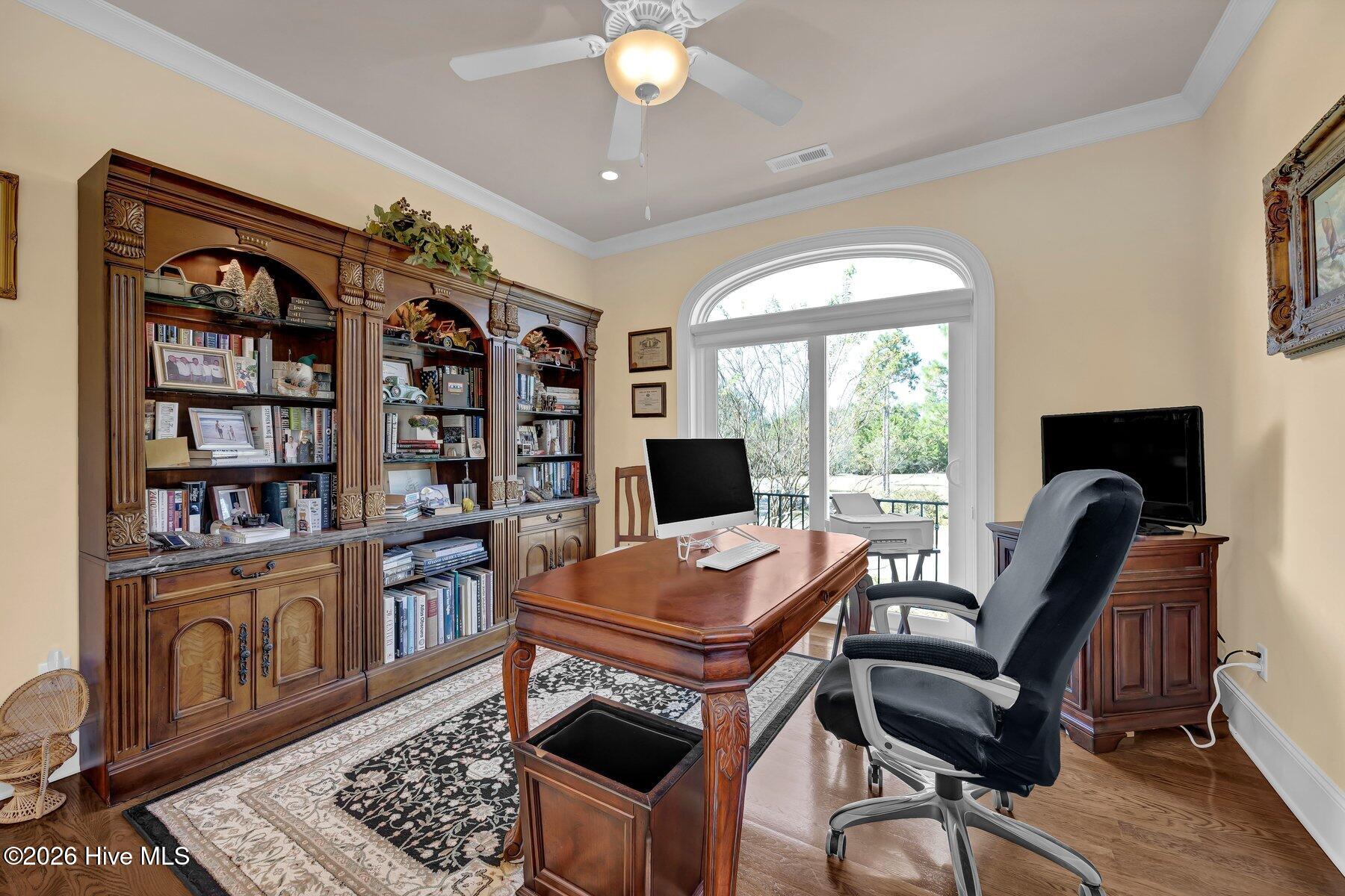 3618 Holly Harbor Drive Property Photo 8