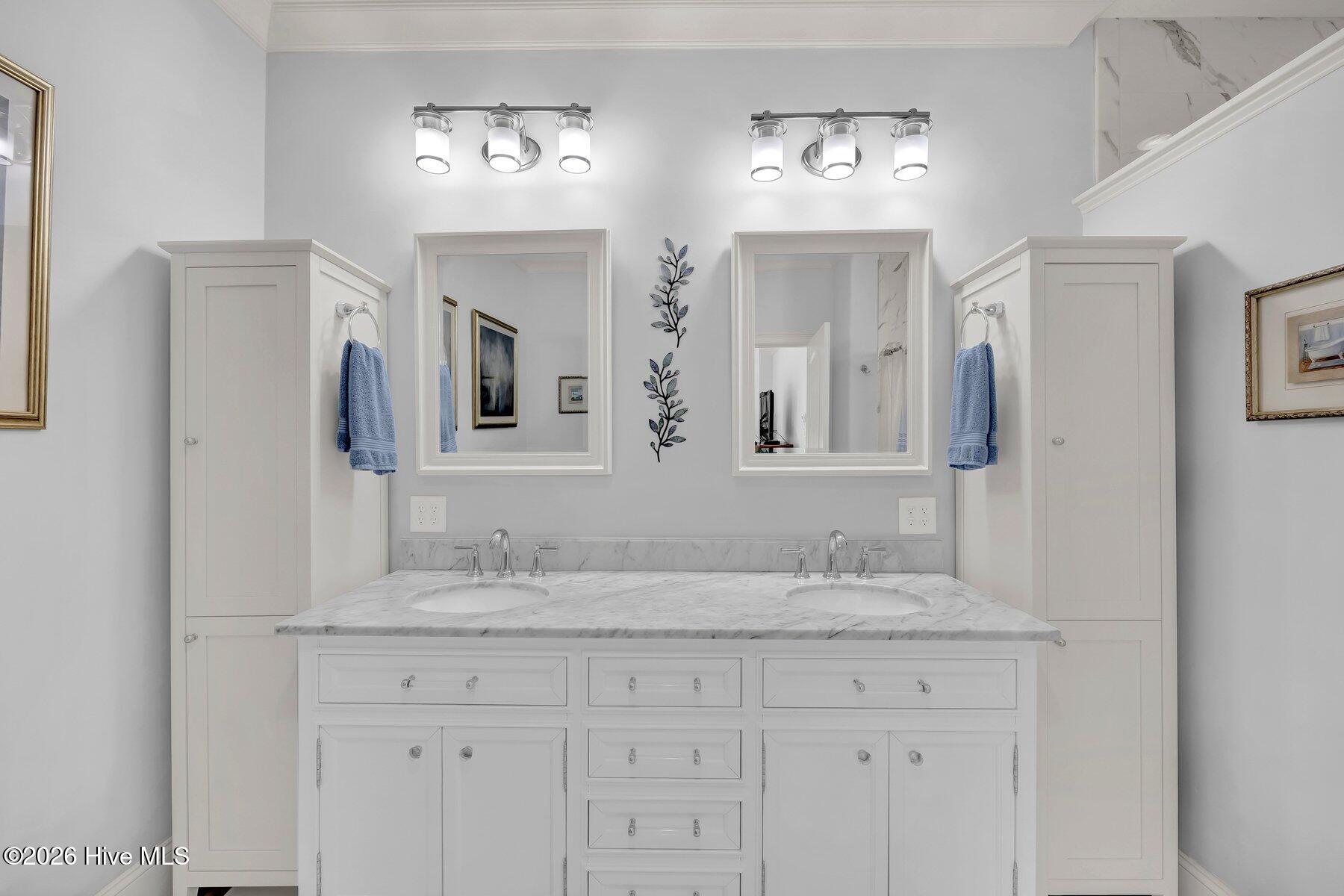 3618 Holly Harbor Drive Property Photo 17
