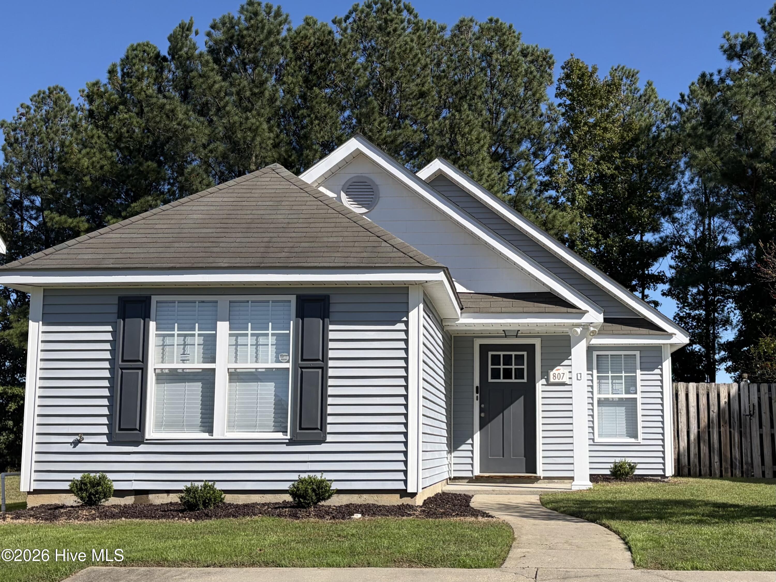 807 Sugar Creek Road Property Photo 1