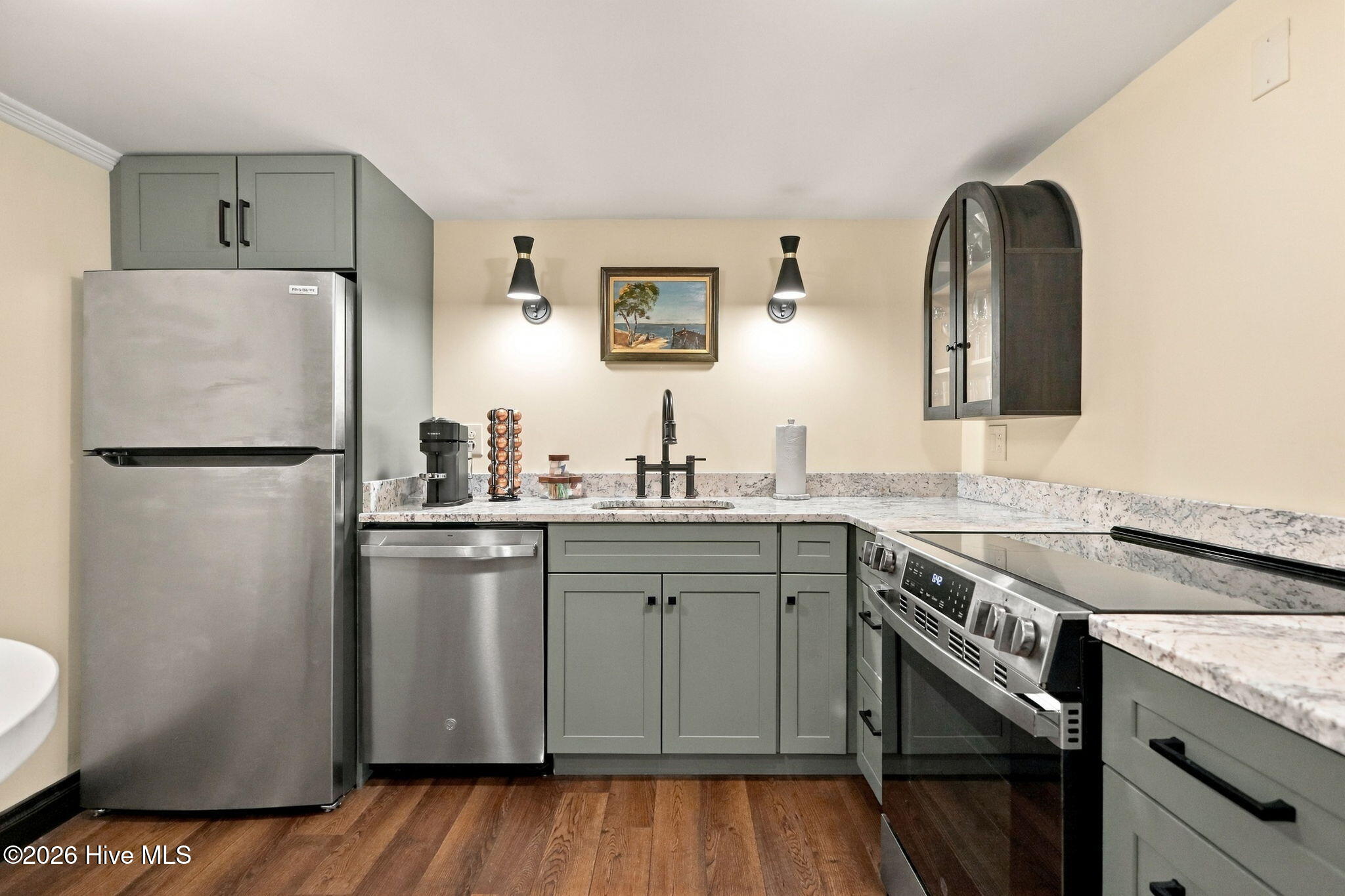 500 Arendell Street Property Photo 44