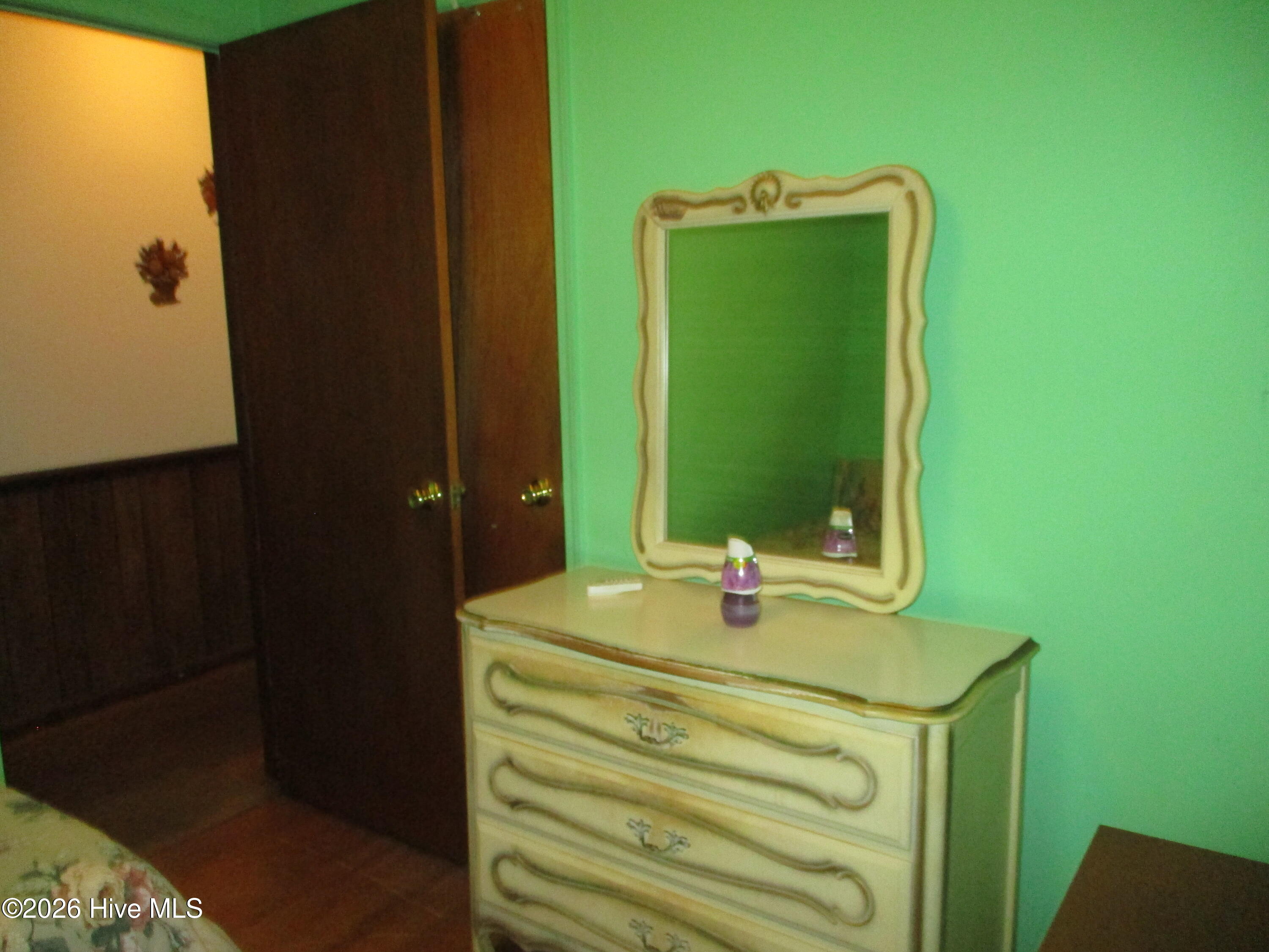 3344 Neuse Road Property Photo 8