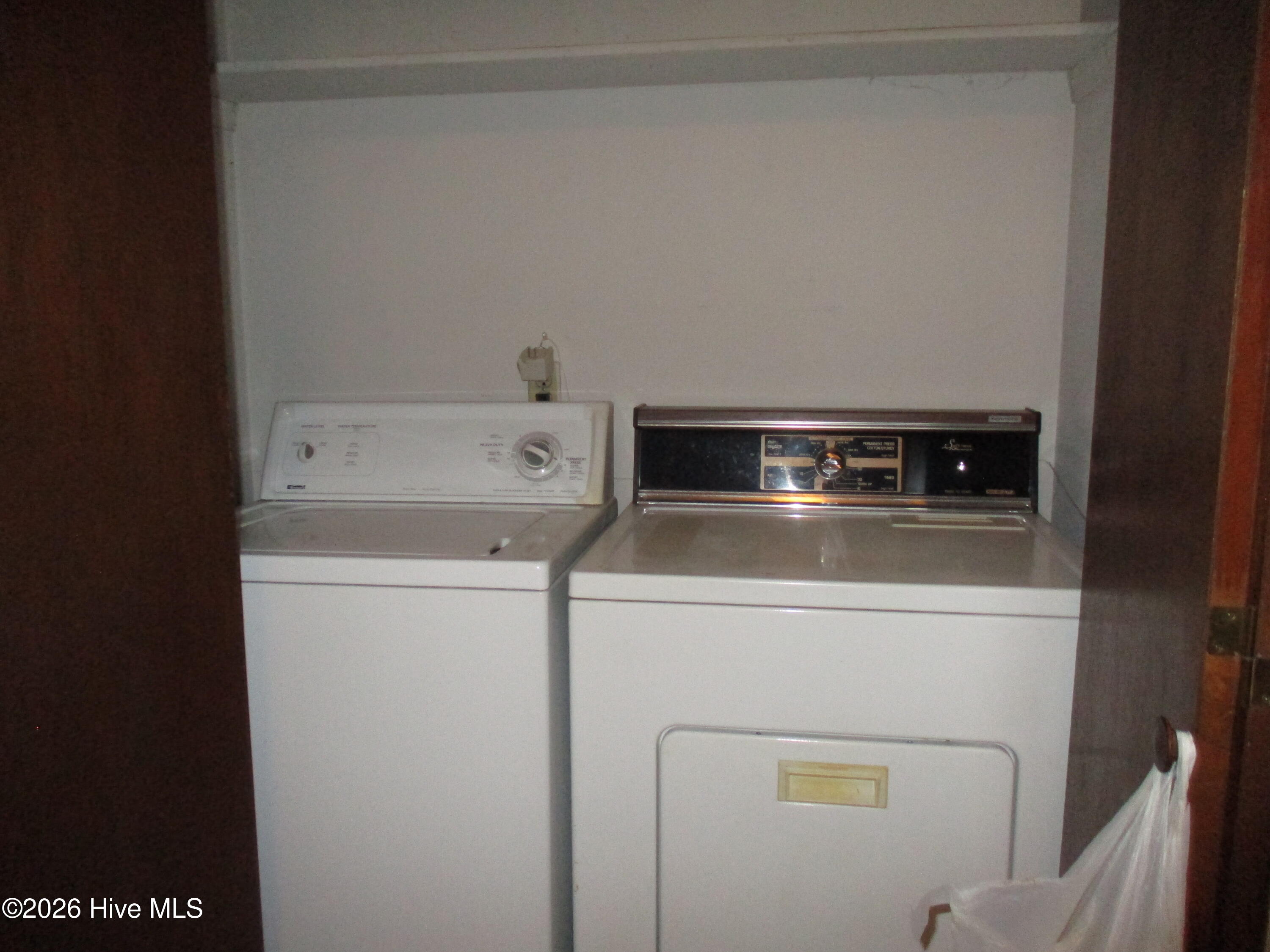 3344 Neuse Road Property Photo 11