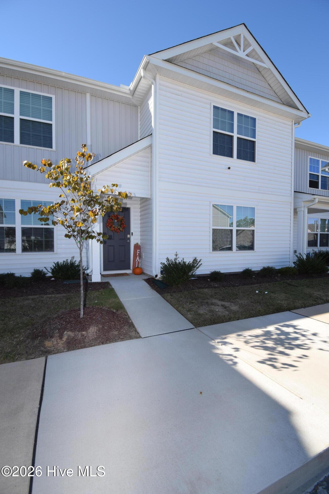 4125 Laurel Ridge Drive E Property Photo 2