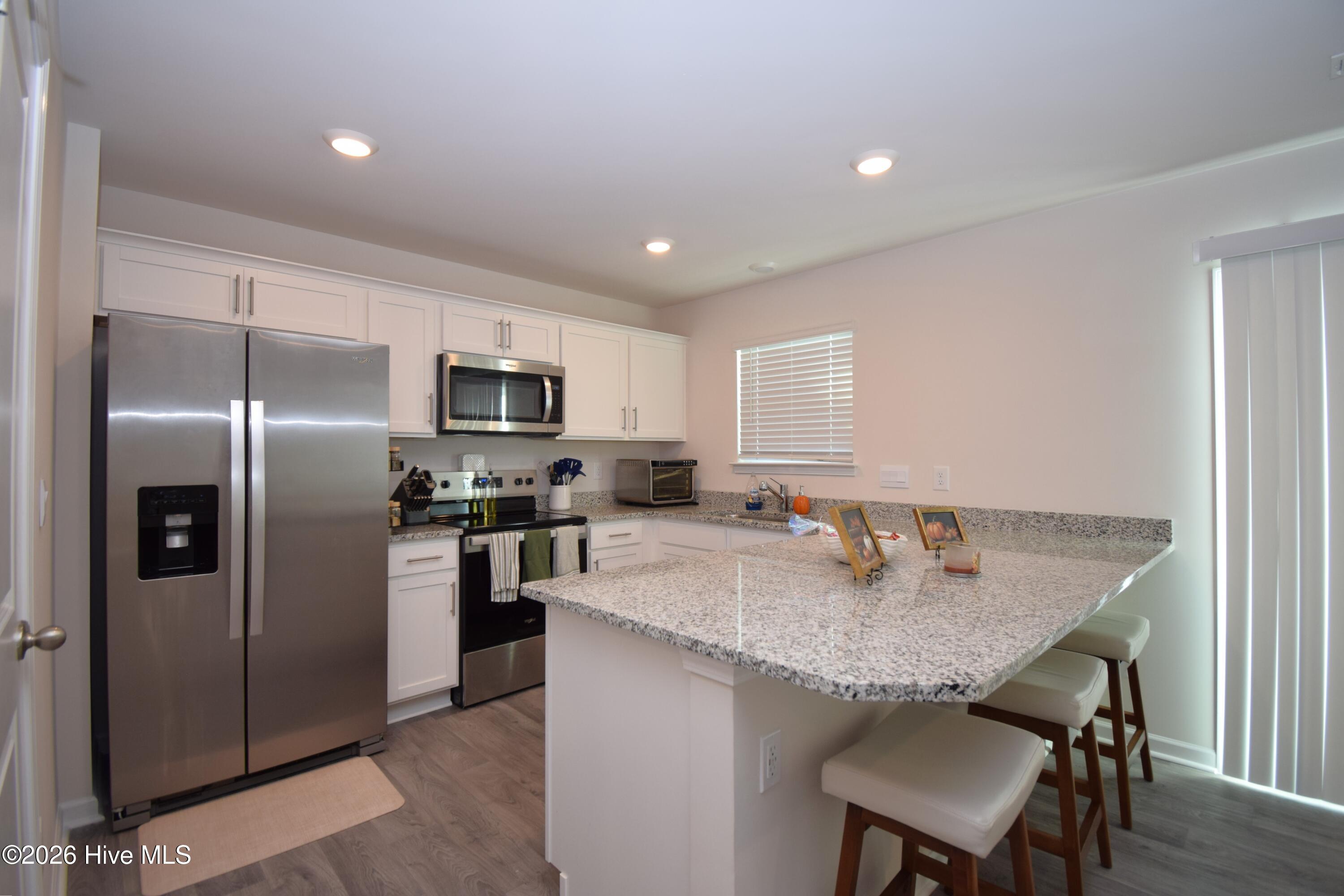 4125 Laurel Ridge Drive E Property Photo 7