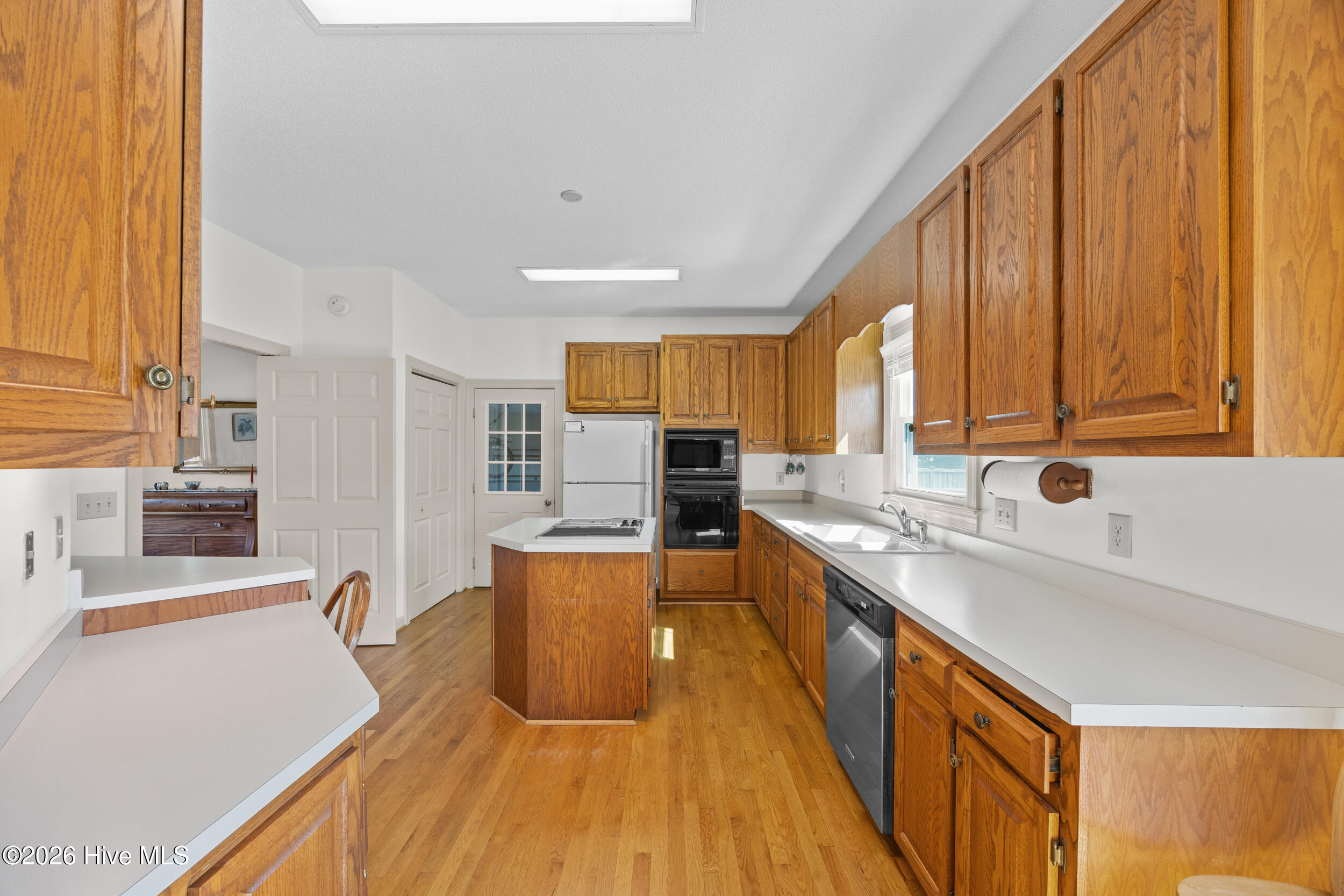 3233 Red Berry Drive Property Photo 16