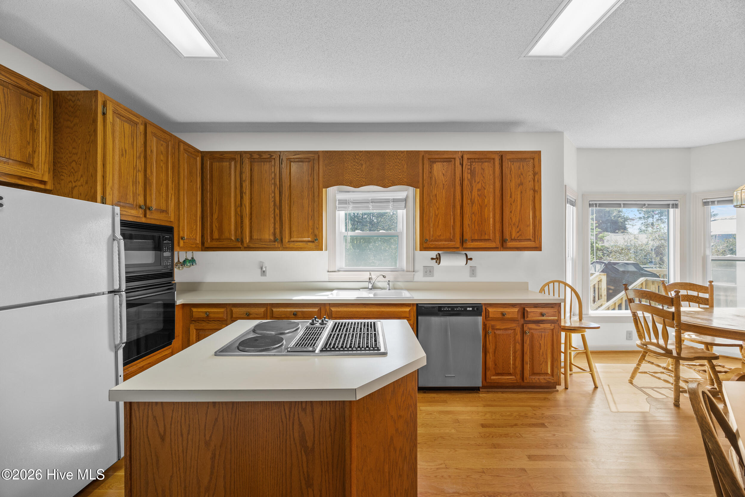 3233 Red Berry Drive Property Photo 18