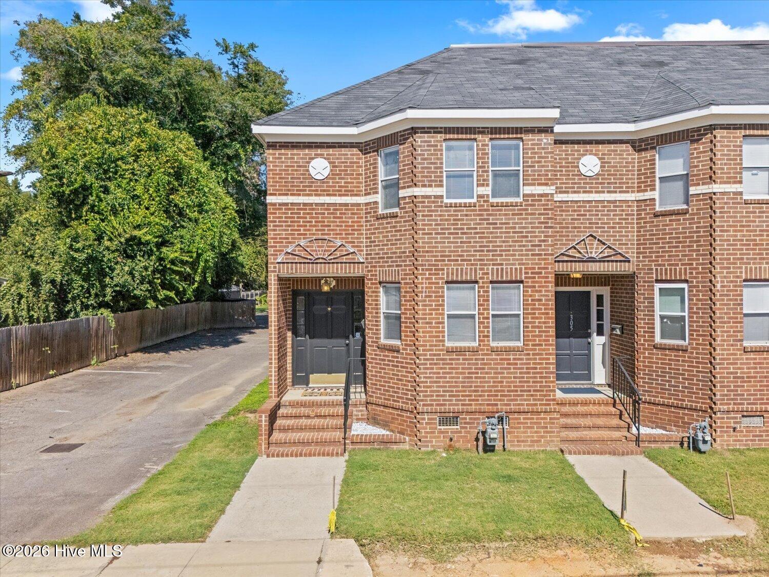 307 Telfair Street Property Photo 1