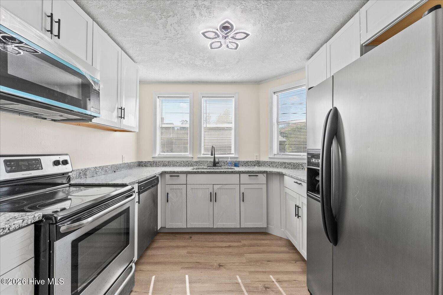 307 Telfair Street Property Photo 6