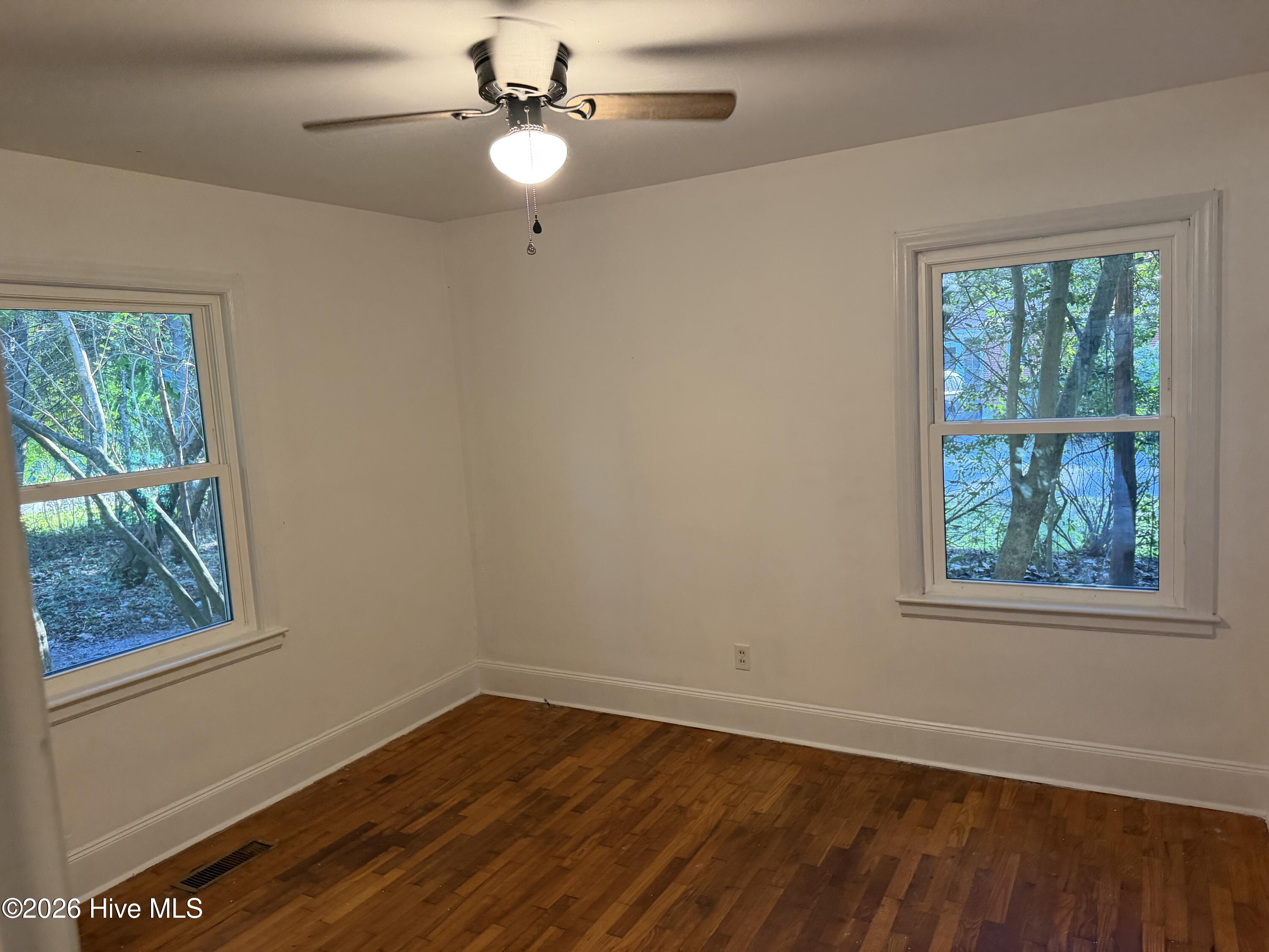 4022 Wilshire Boulevard Property Photo 9
