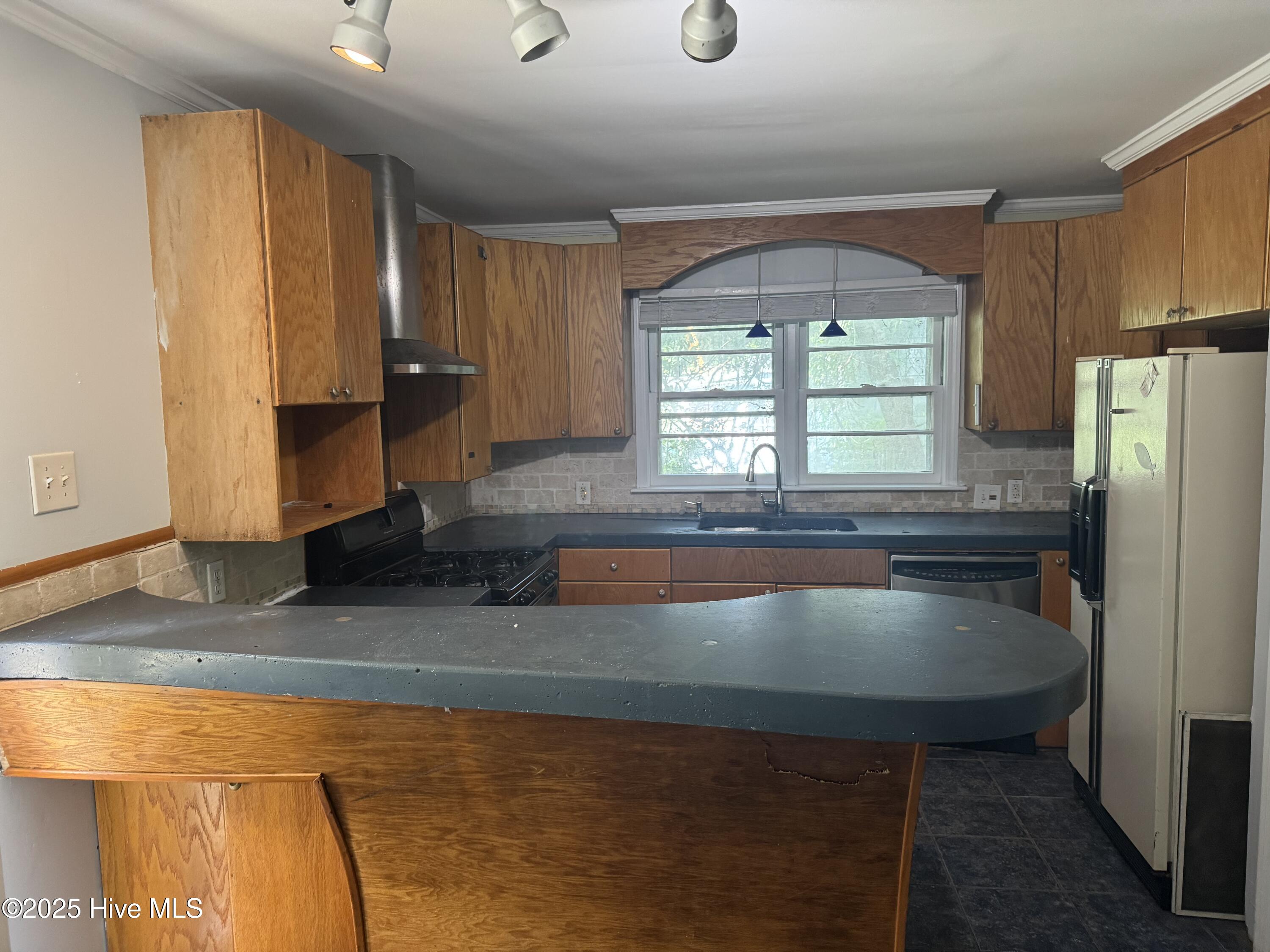 4022 Wilshire Boulevard Property Photo 10