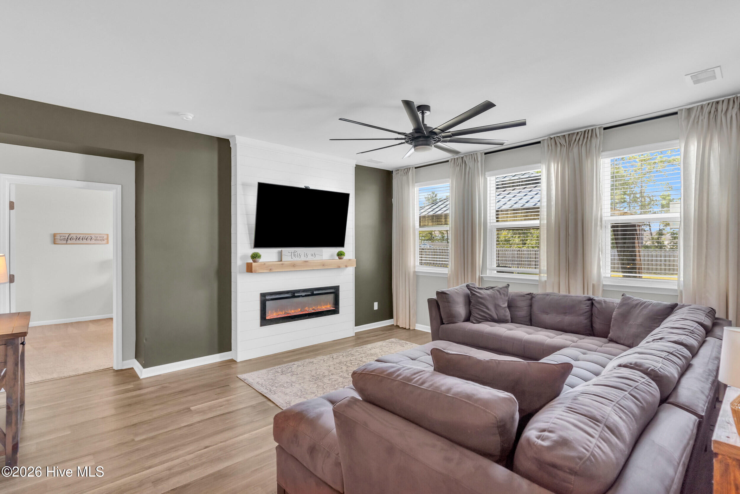 1049 Burled Oak Rdg Lp Se Property Photo 8