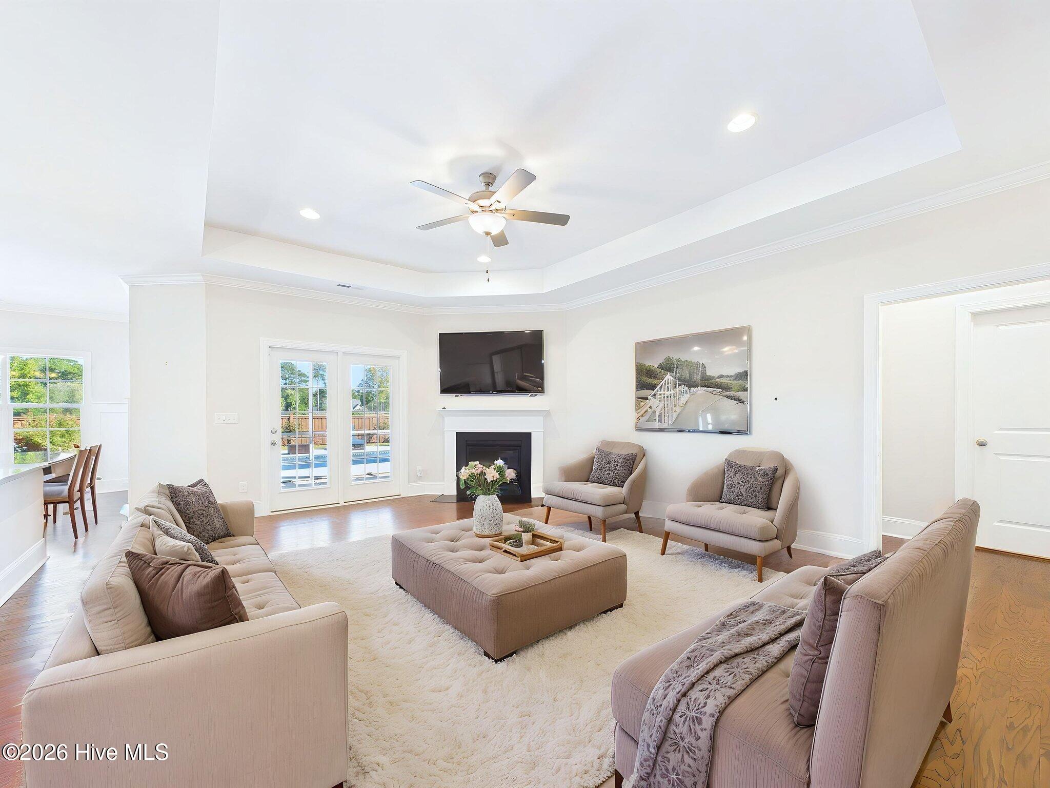 2436 Lakeside Circle Property Photo 10