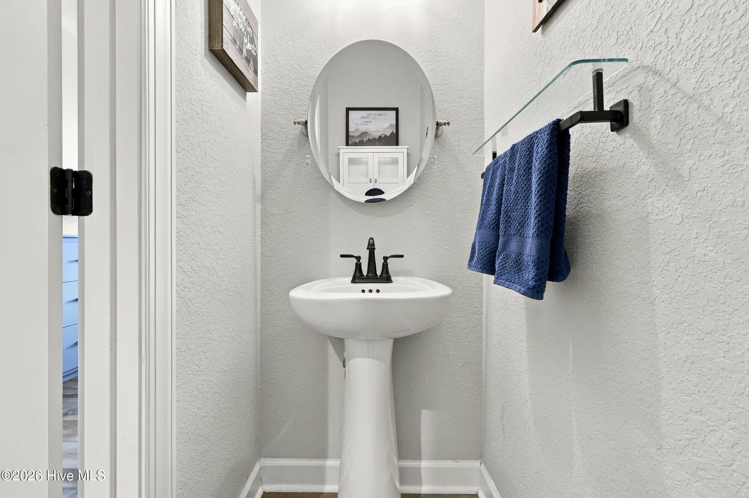 121 Serene Way Property Photo 28
