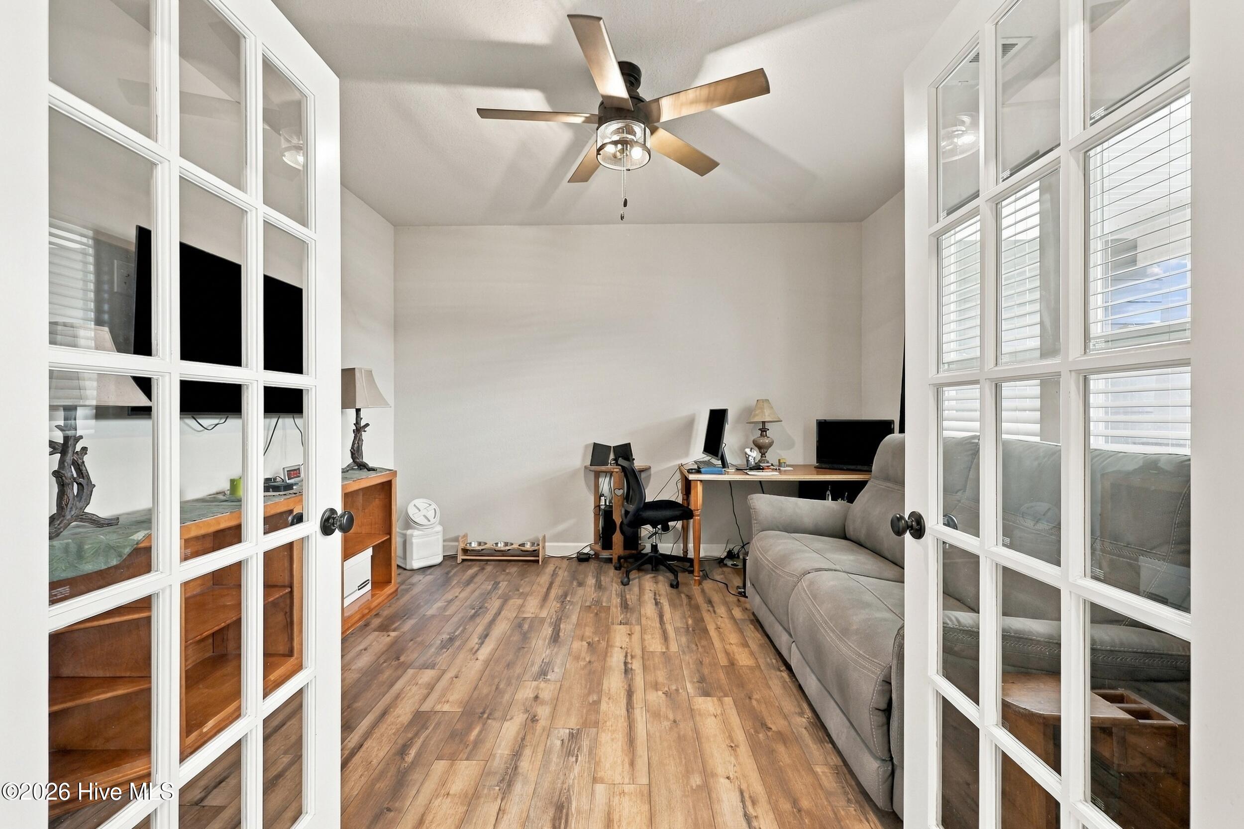 121 Serene Way Property Photo 30