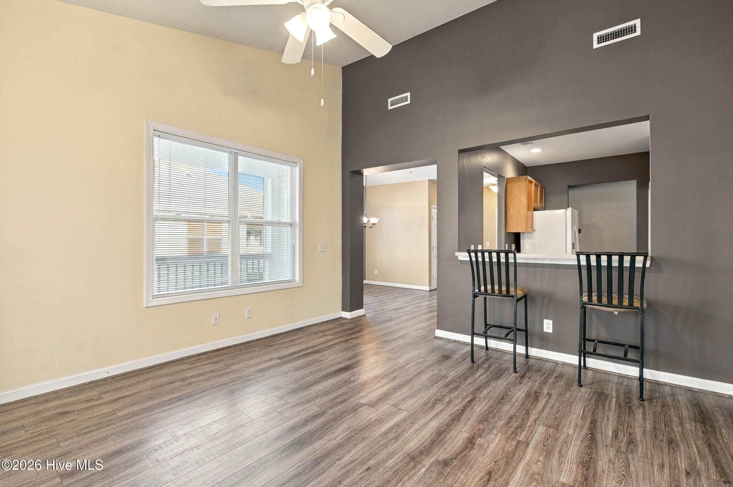 706 Indica Court 302 Property Photo 10