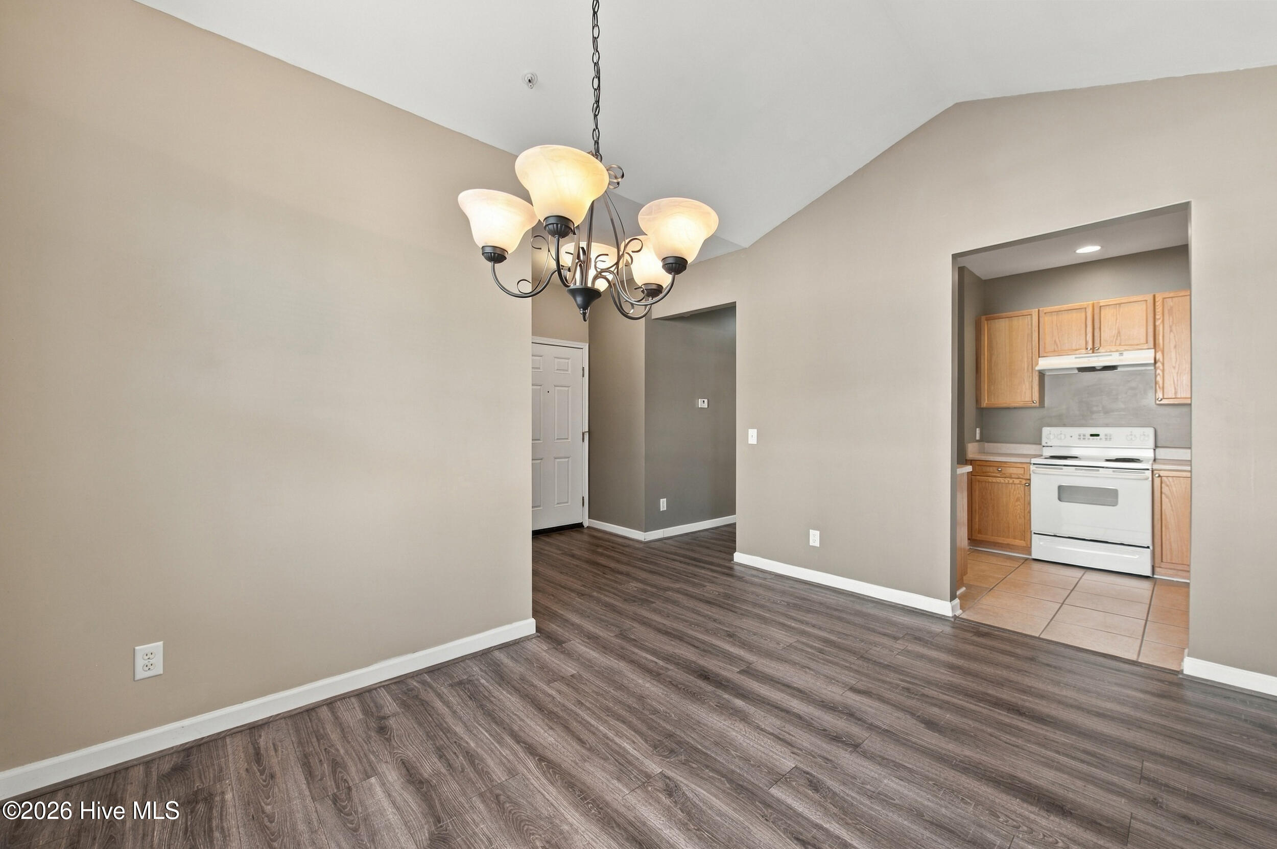 706 Indica Court 302 Property Photo 19