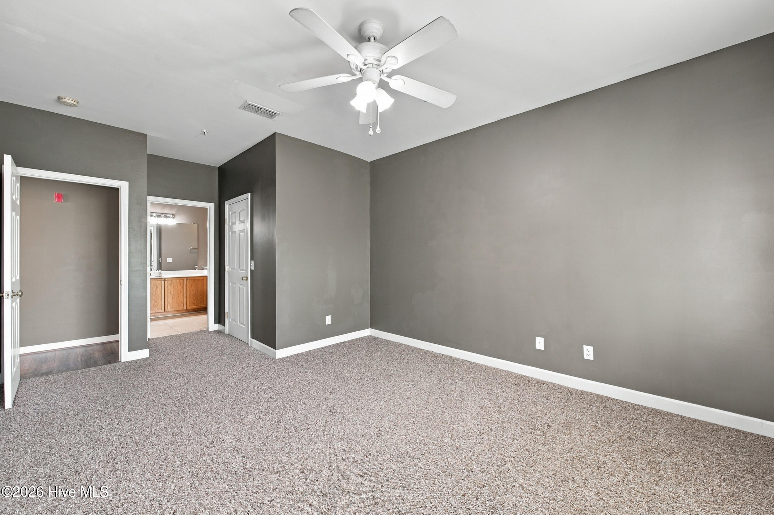706 Indica Court 302 Property Photo 23