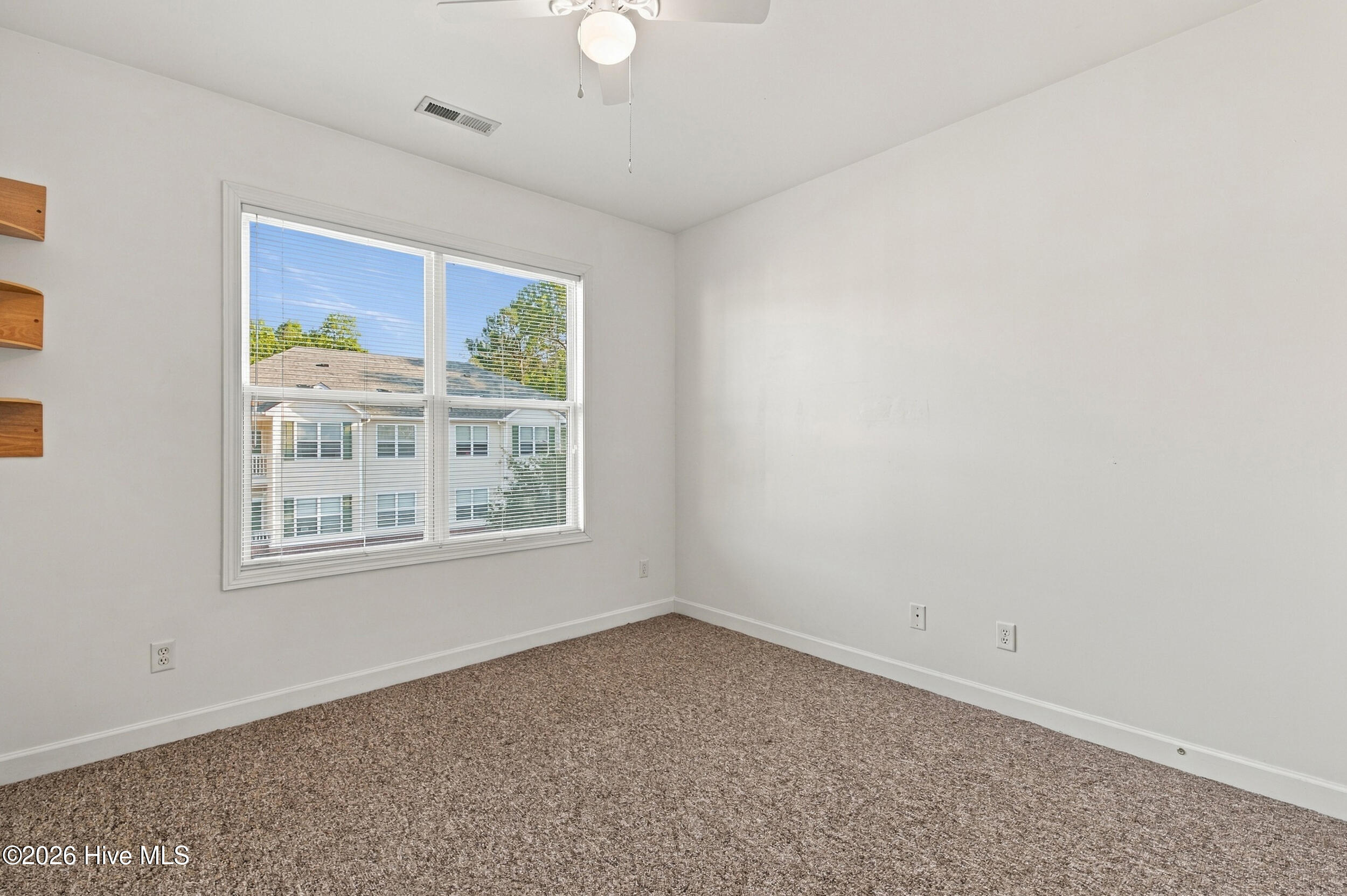 706 Indica Court 302 Property Photo 27