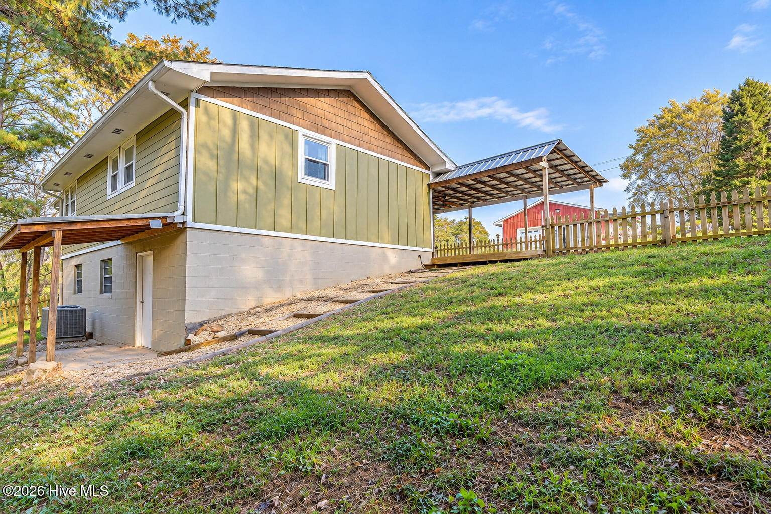 64 Moore View Homes Road Property Photo 3