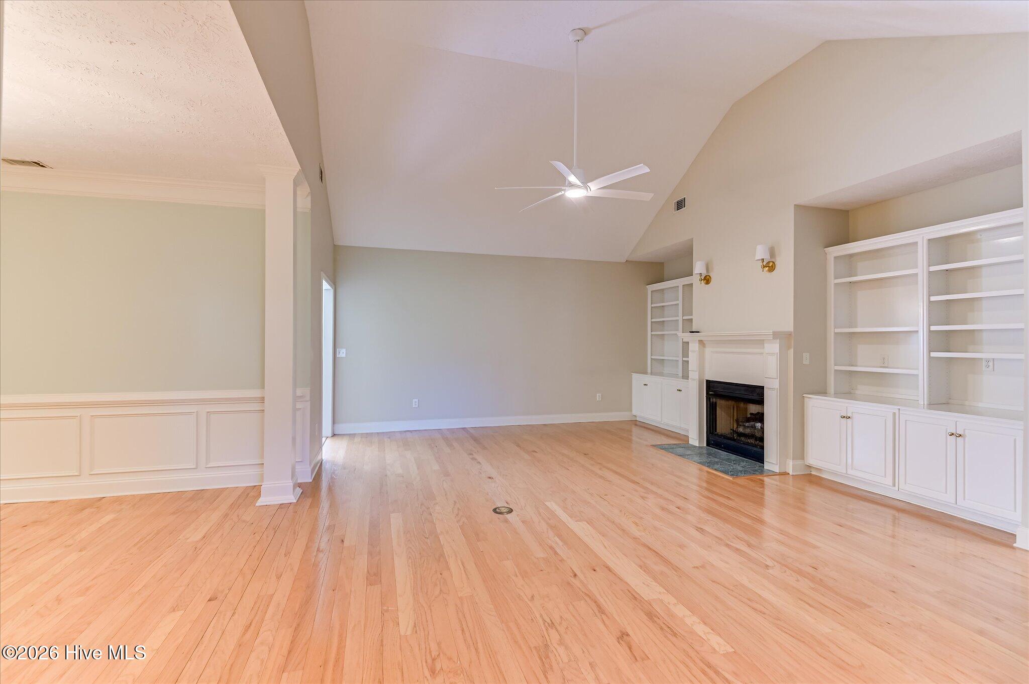 1088 Hampstead Place Property Photo 6