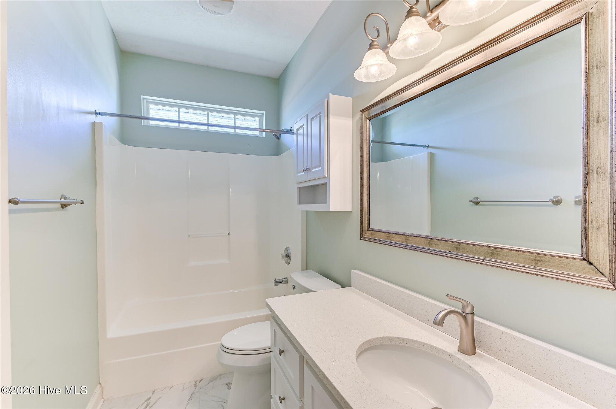 1088 Hampstead Place Property Photo 33