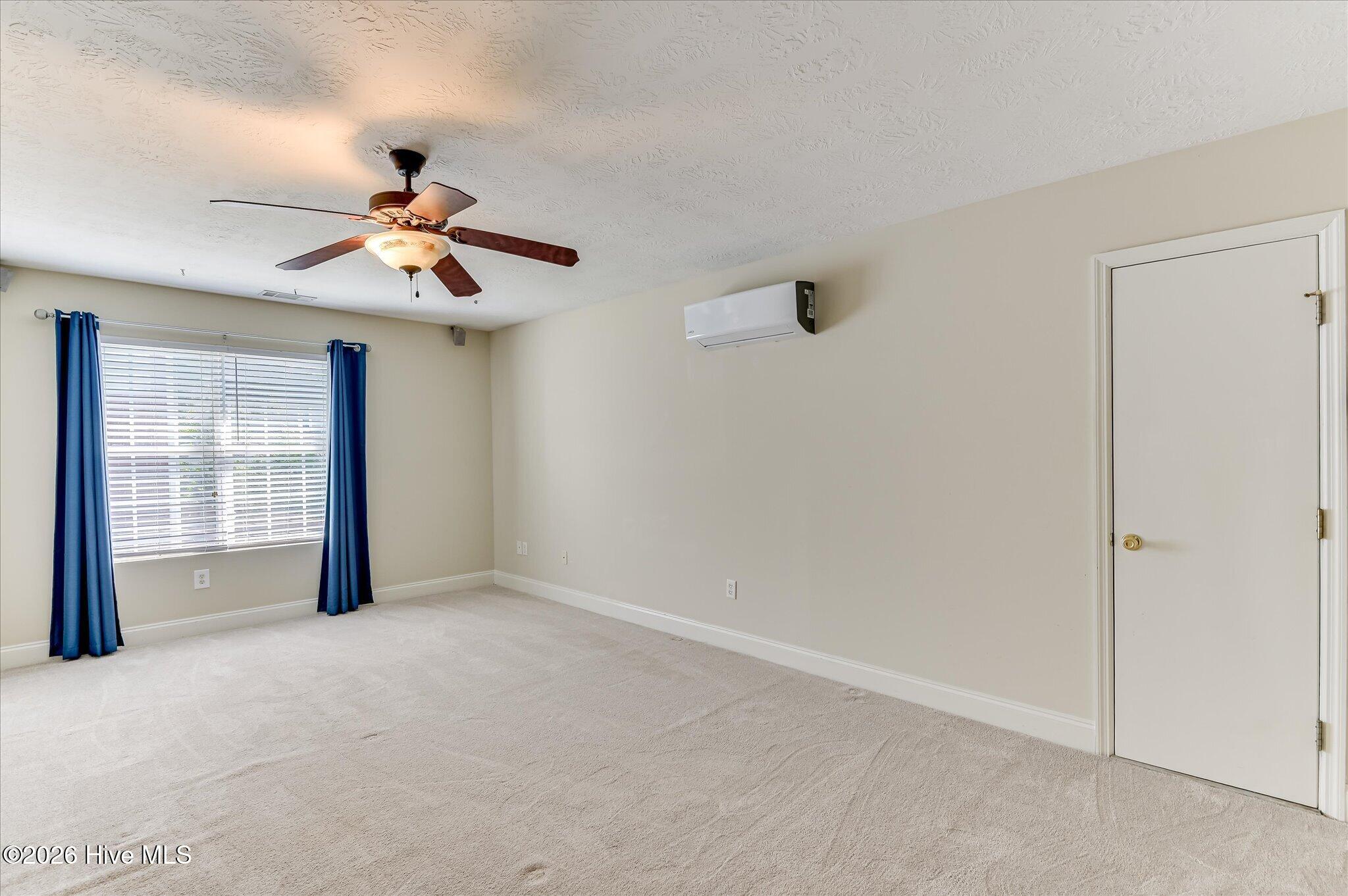 1088 Hampstead Place Property Photo 37