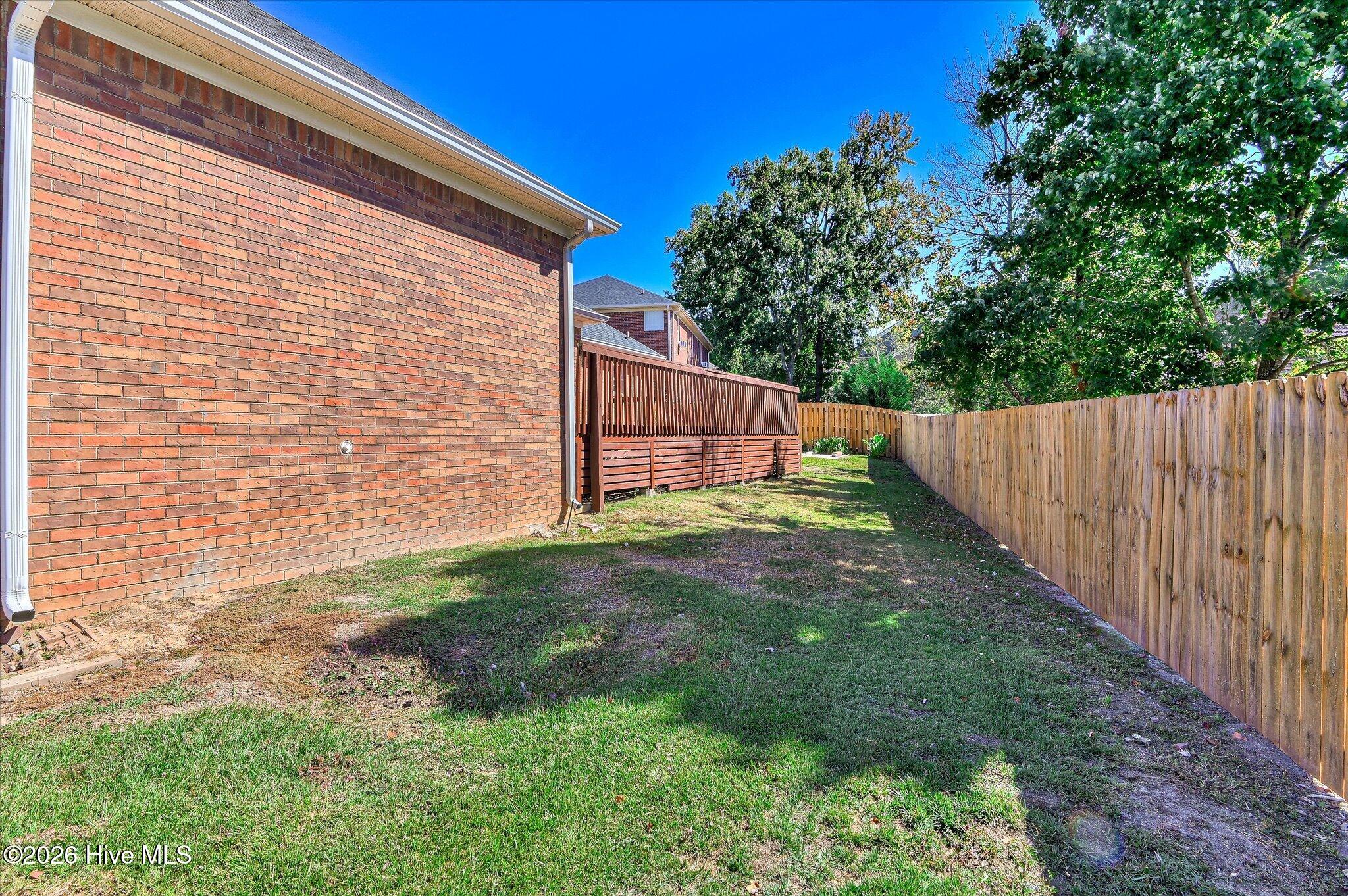 1088 Hampstead Place Property Photo 43