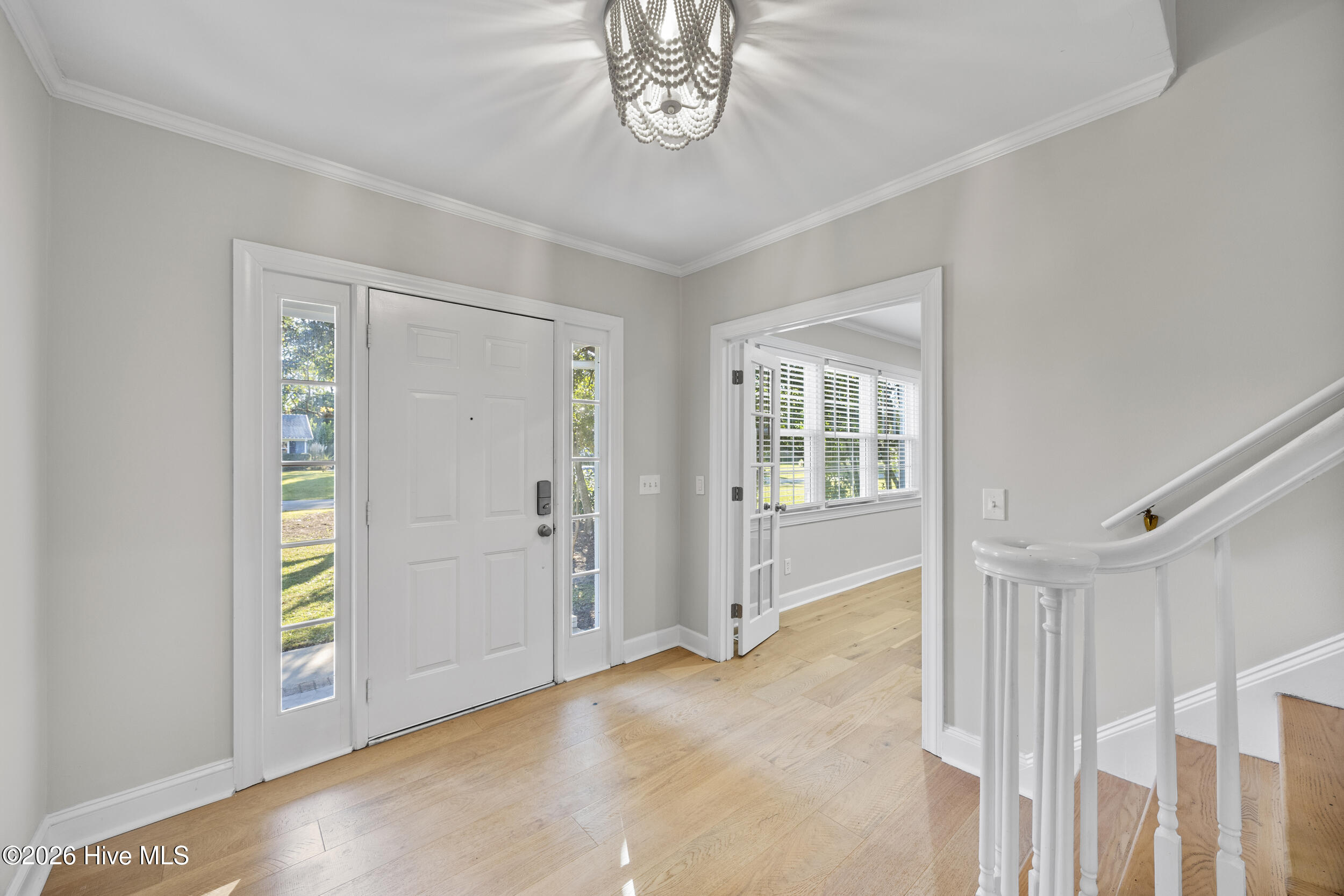 121 Chelsea Lane Property Photo 9