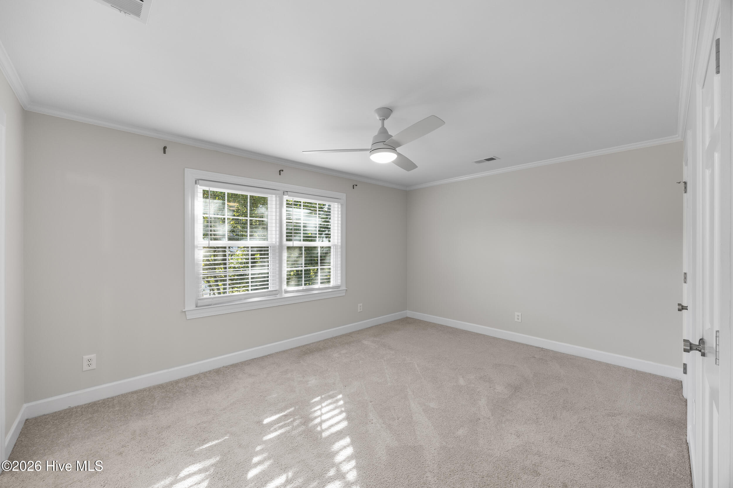 121 Chelsea Lane Property Photo 33