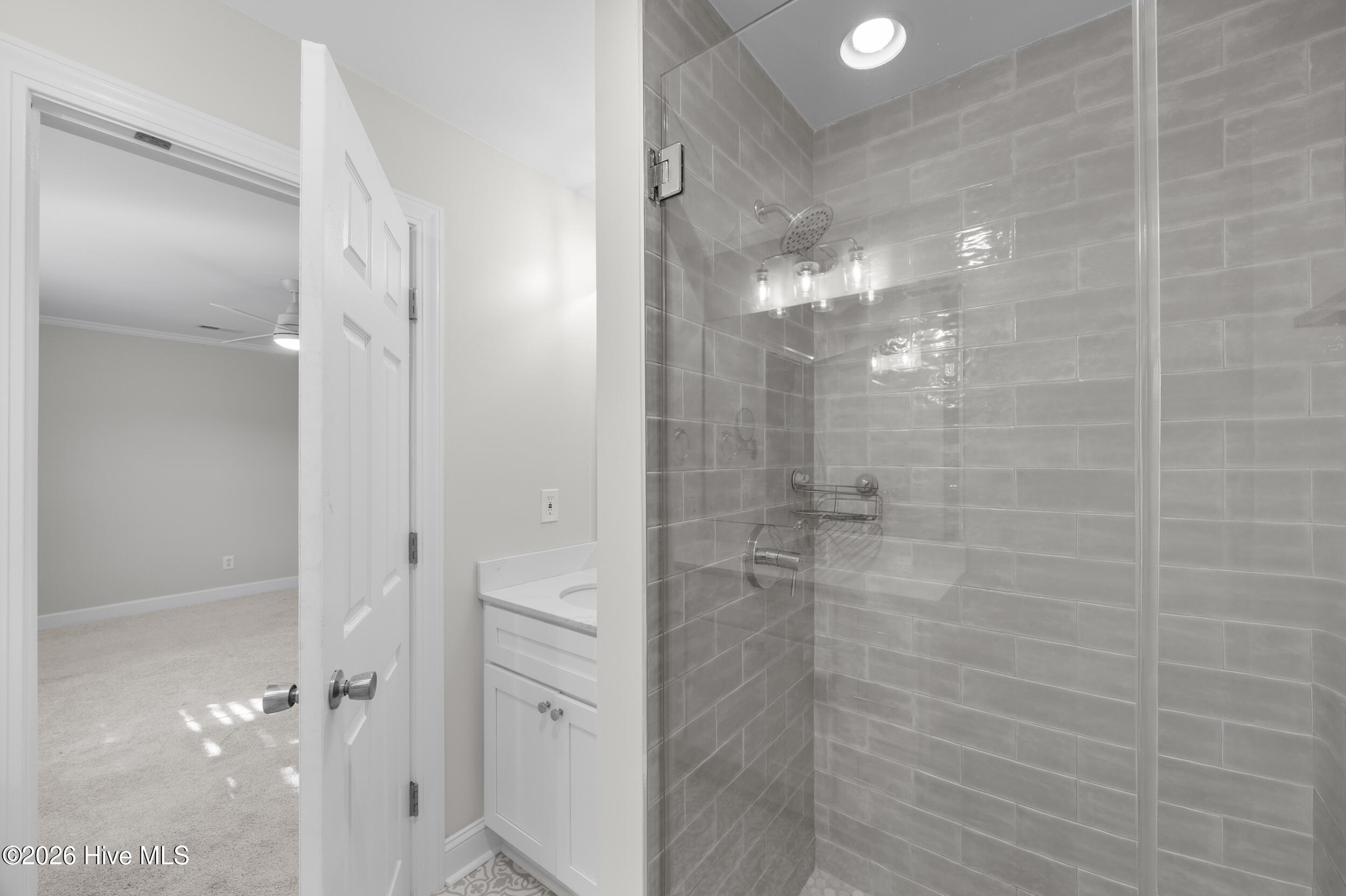 121 Chelsea Lane Property Photo 37