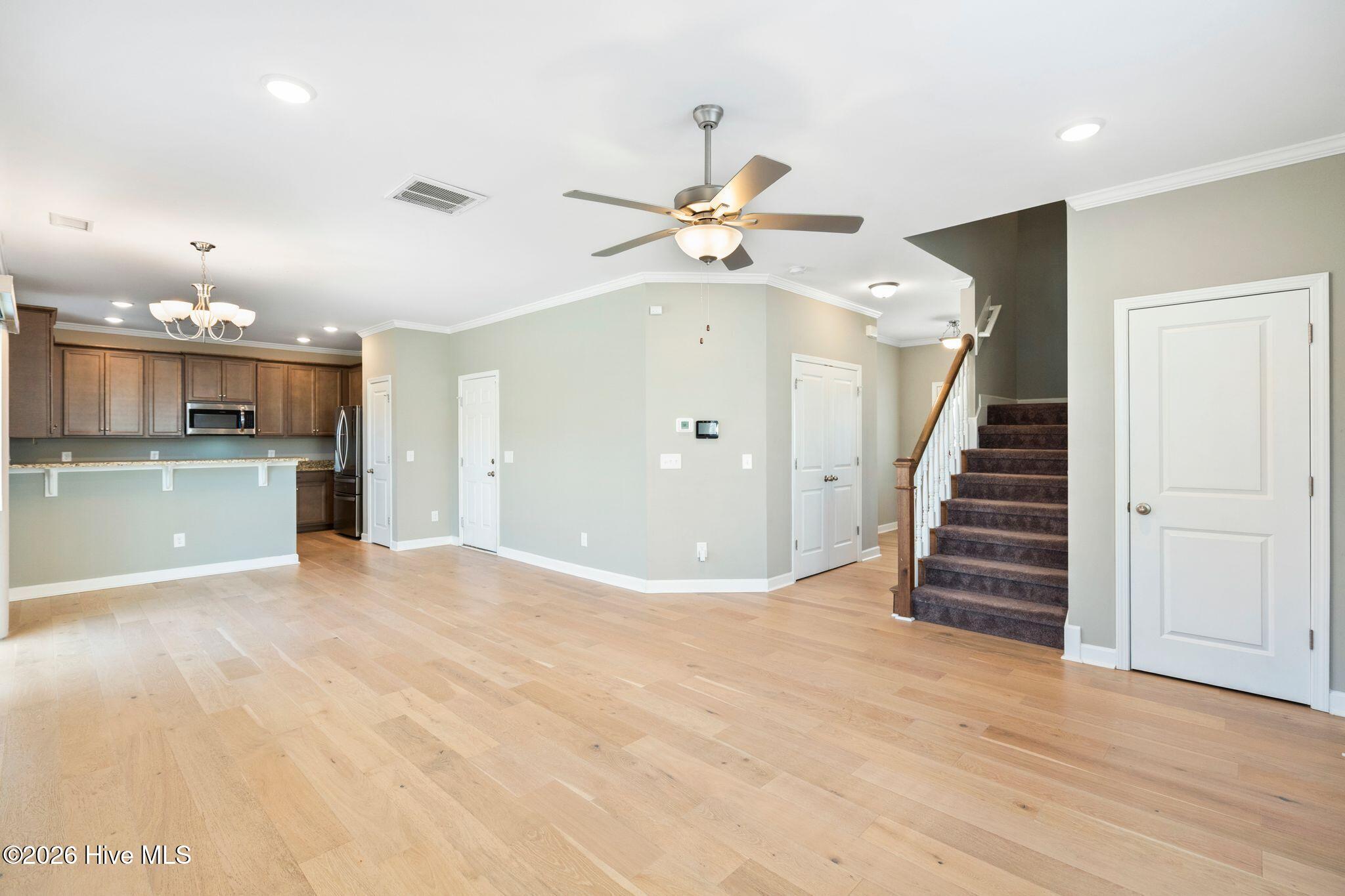 5290 Vespar Court Property Photo 7