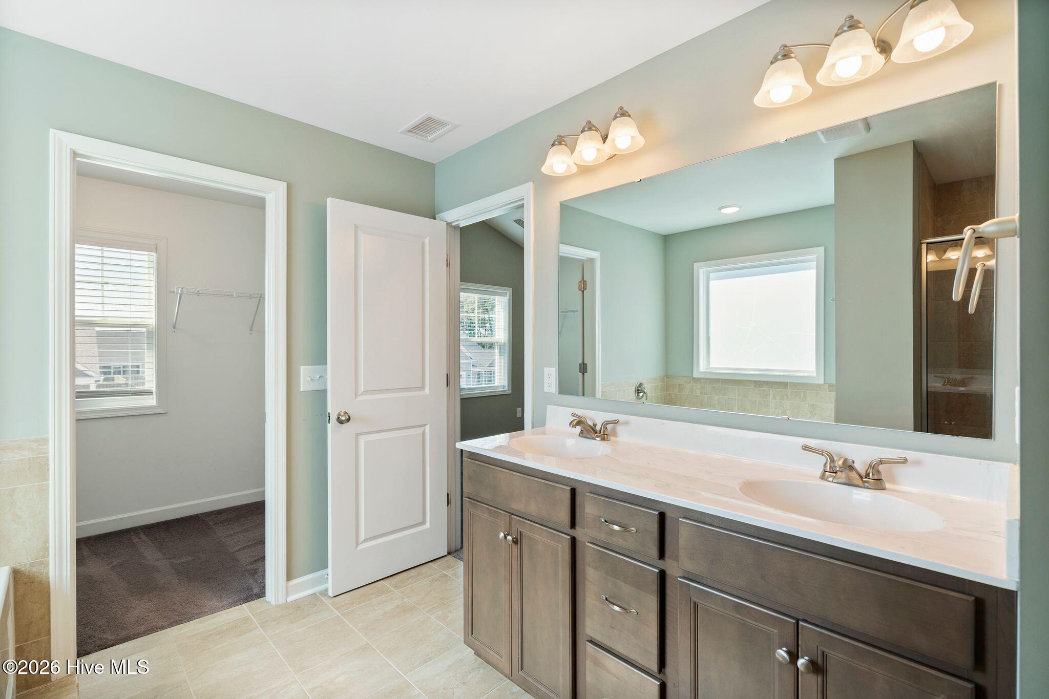 5290 Vespar Court Property Photo 32