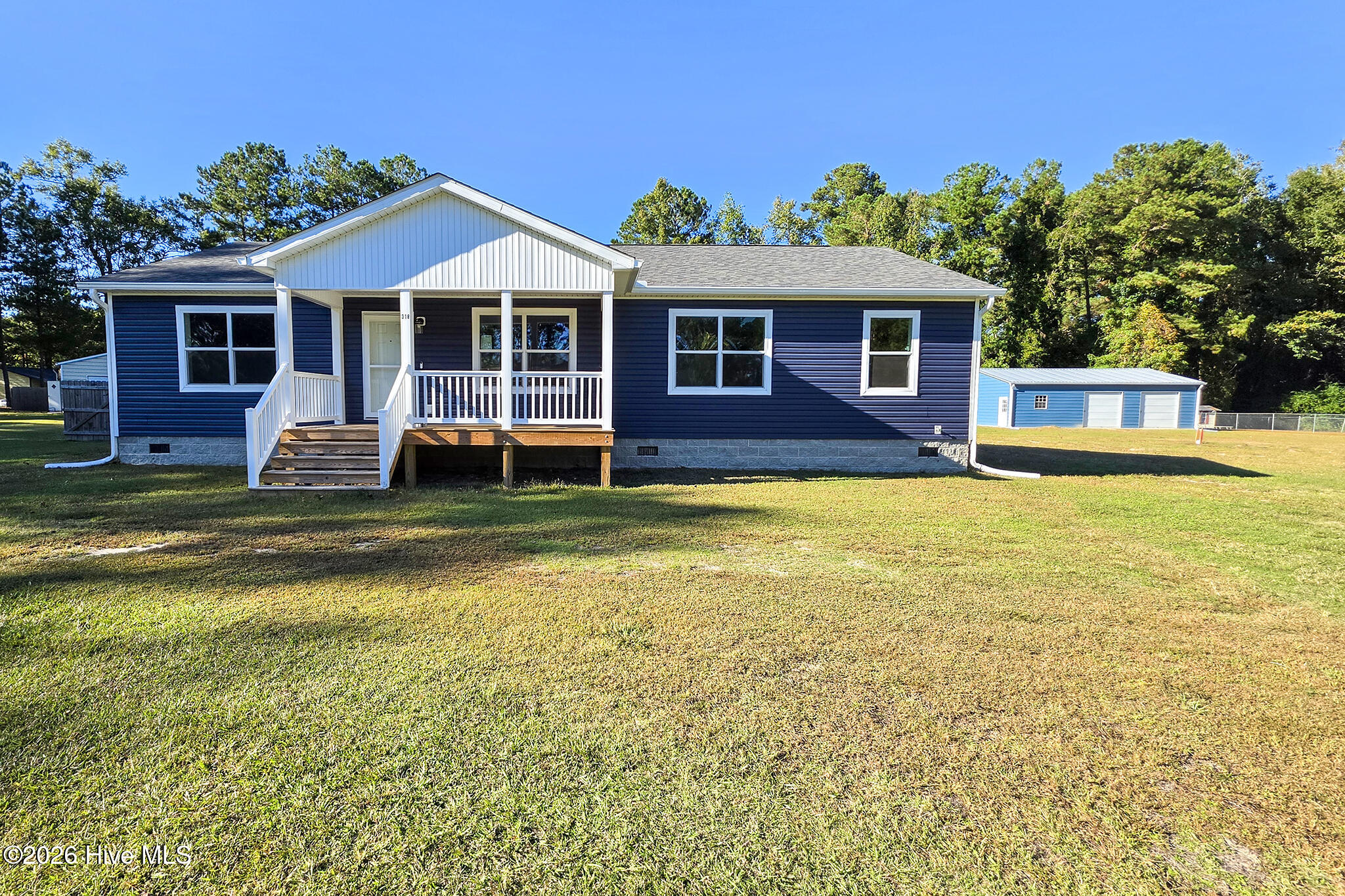 318 Old Pollocksville Road Property Photo 1