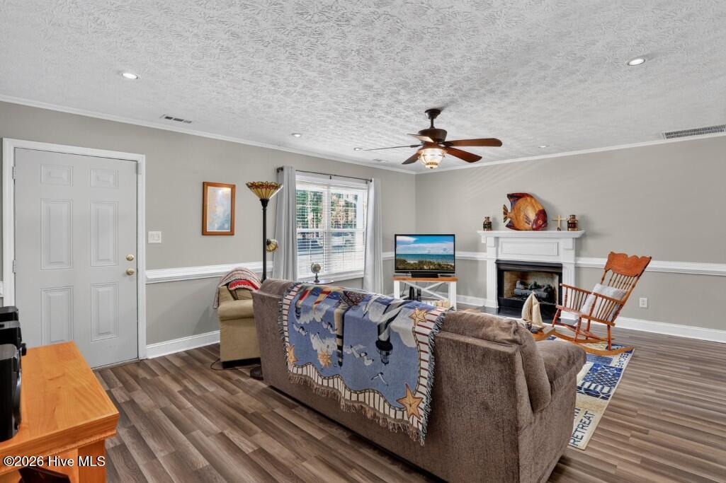231 Devonshire Drive Property Photo 2