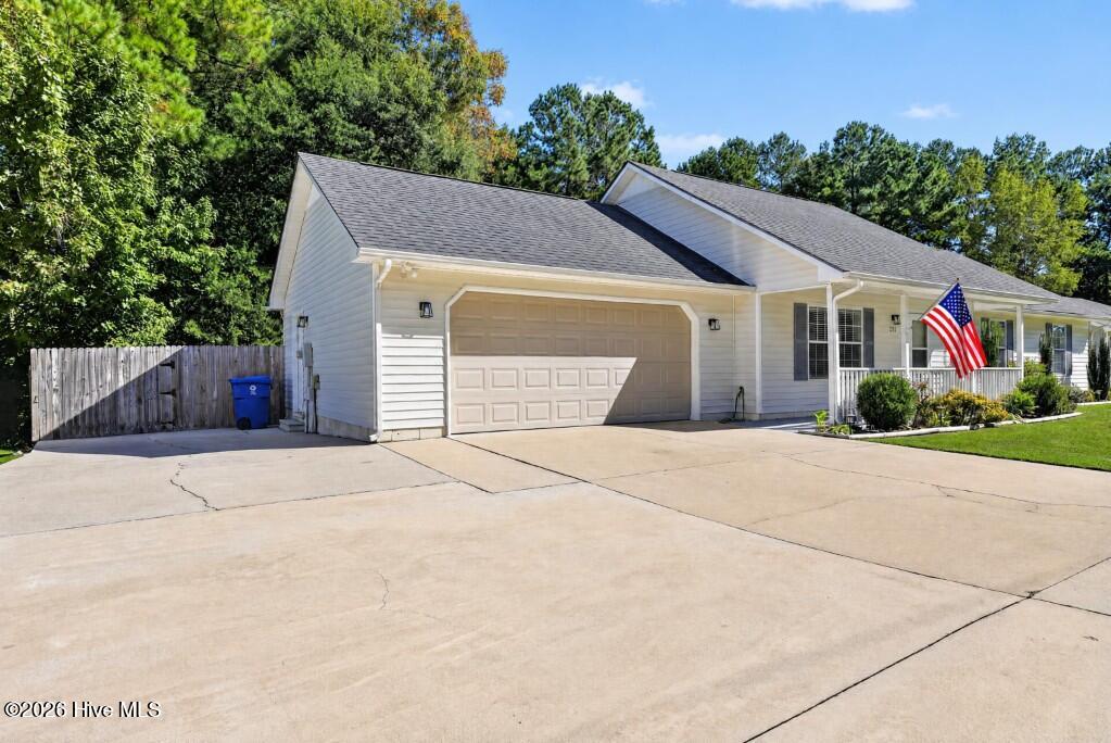 231 Devonshire Drive Property Photo 14