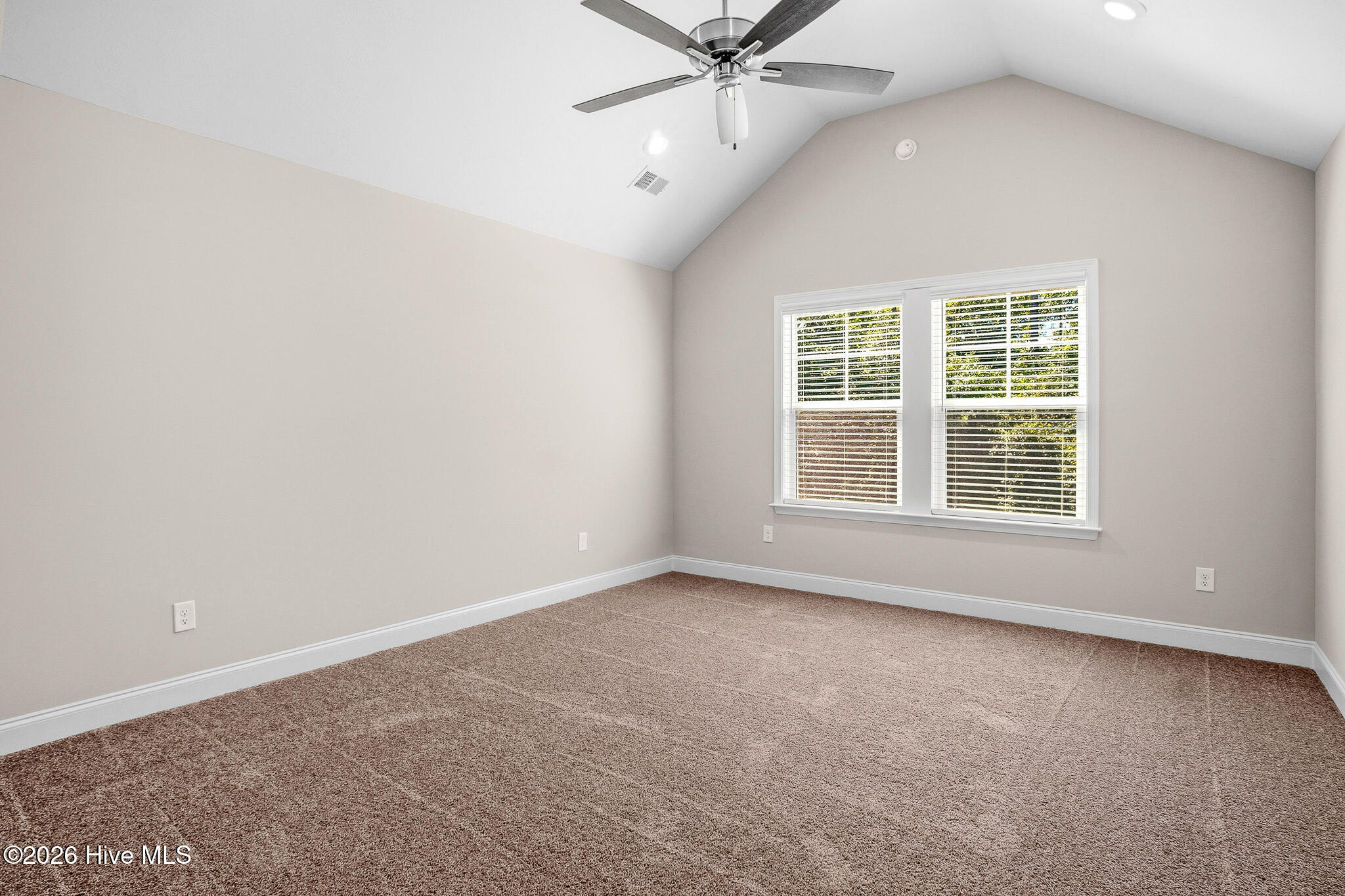 746 Bronze Way Property Photo 18