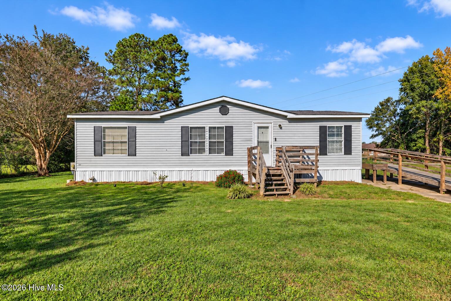319 Honey Hill Drive Property Photo 1
