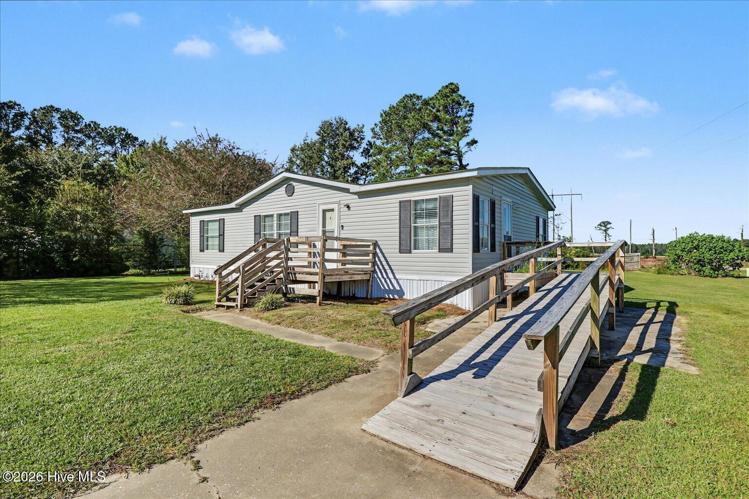 319 Honey Hill Drive Property Photo 2