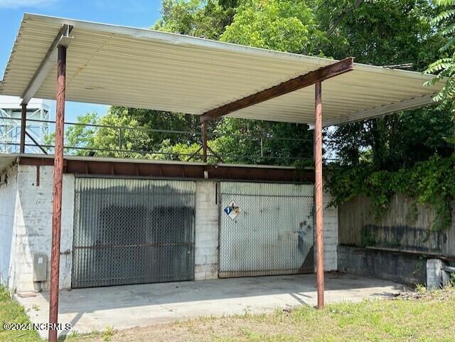 610 S Front Street Property Photo 14