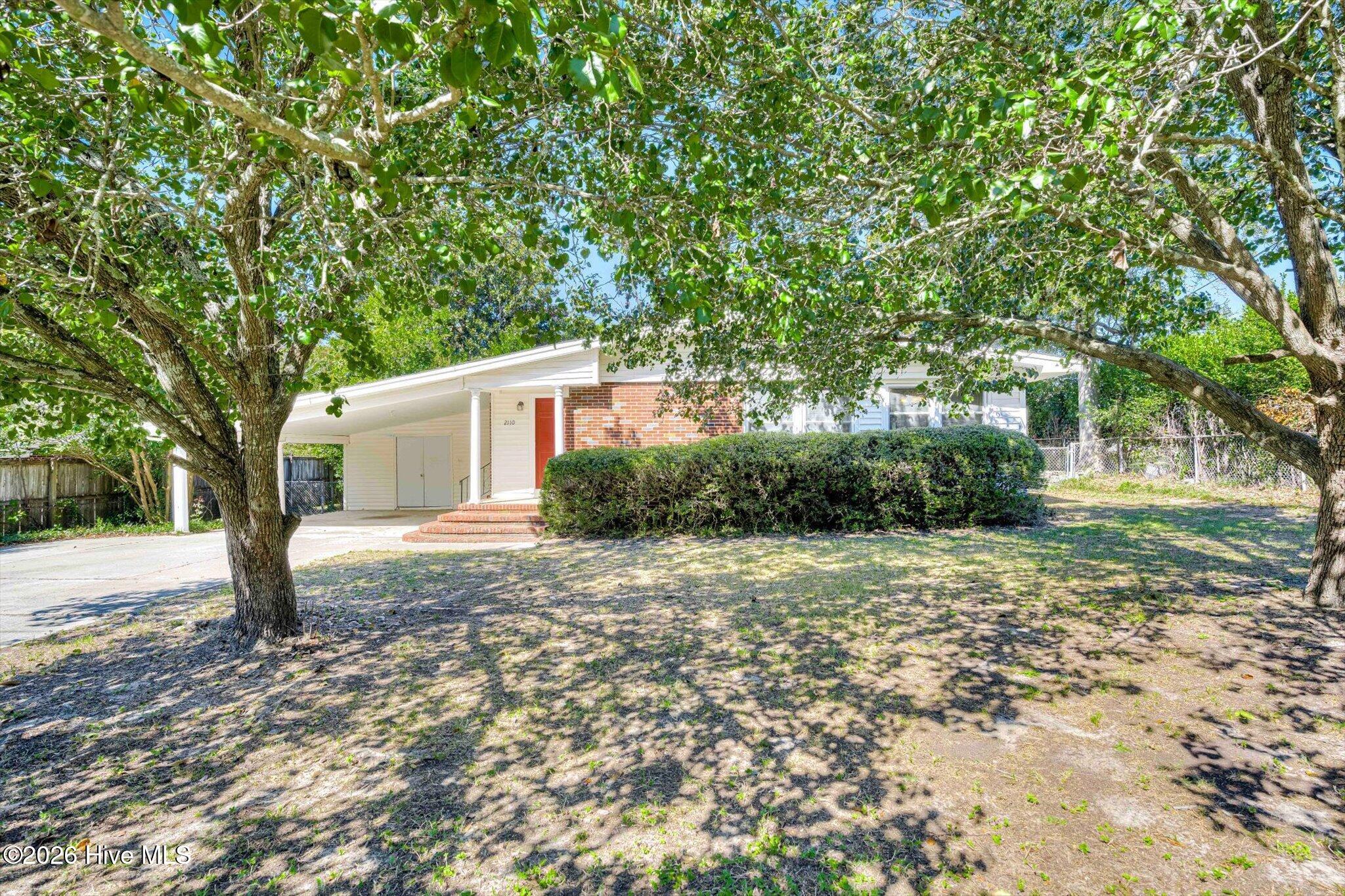 2110 Sadie Street Property Photo 1