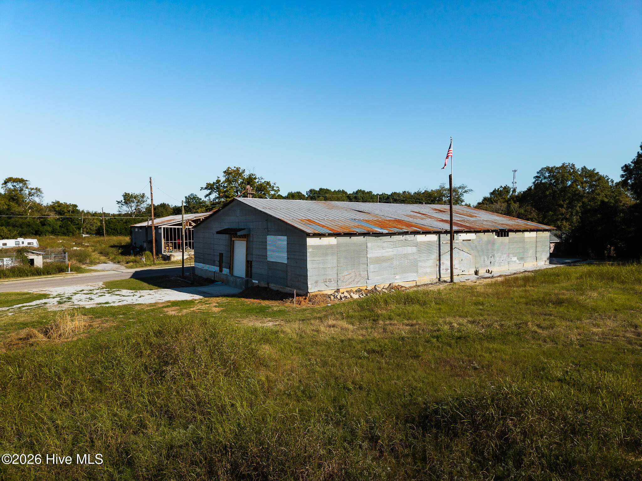408 E 8th Street Property Photo 1