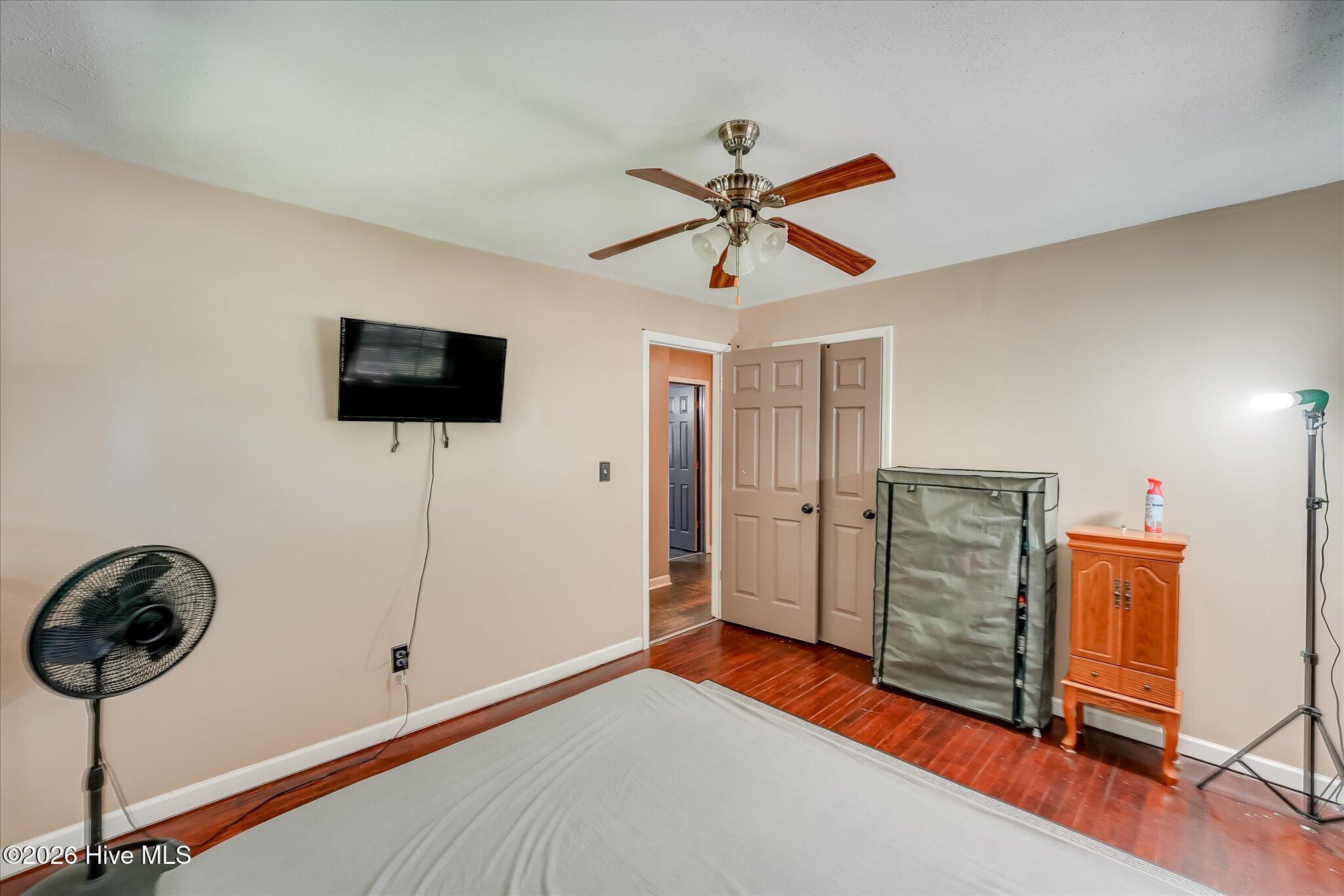 214 Bristol Avenue Property Photo 24