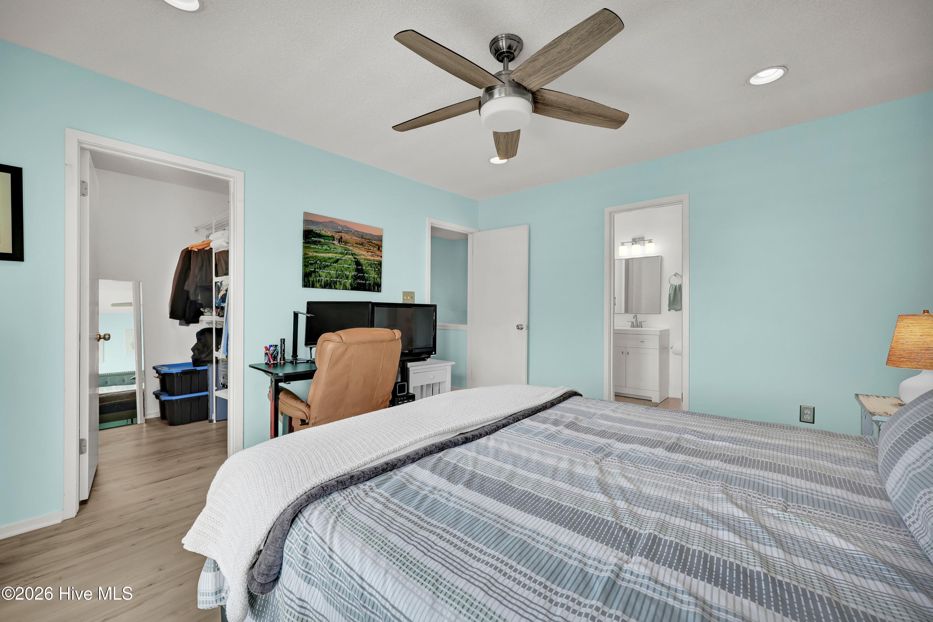 122 Driftwood Court Property Photo 16